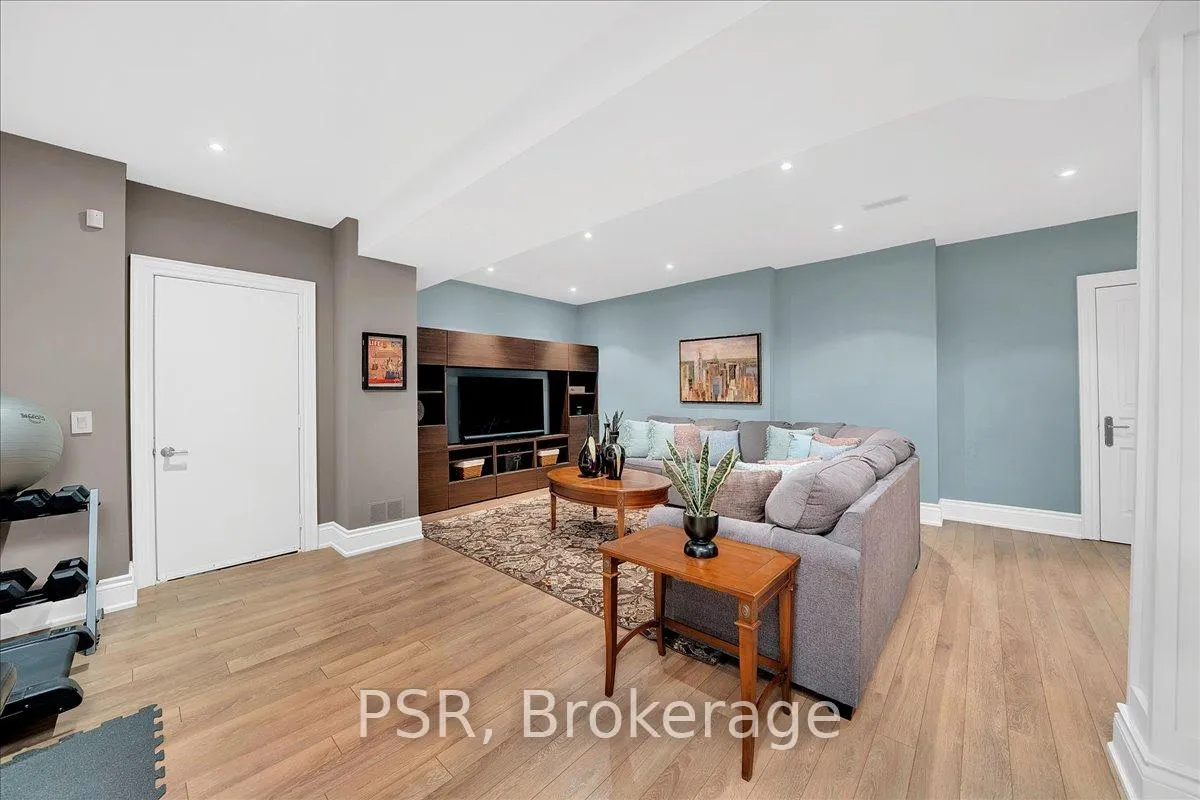 Photo 39 of 20 Jackson Street, Vaughan, Maple — HOMEH