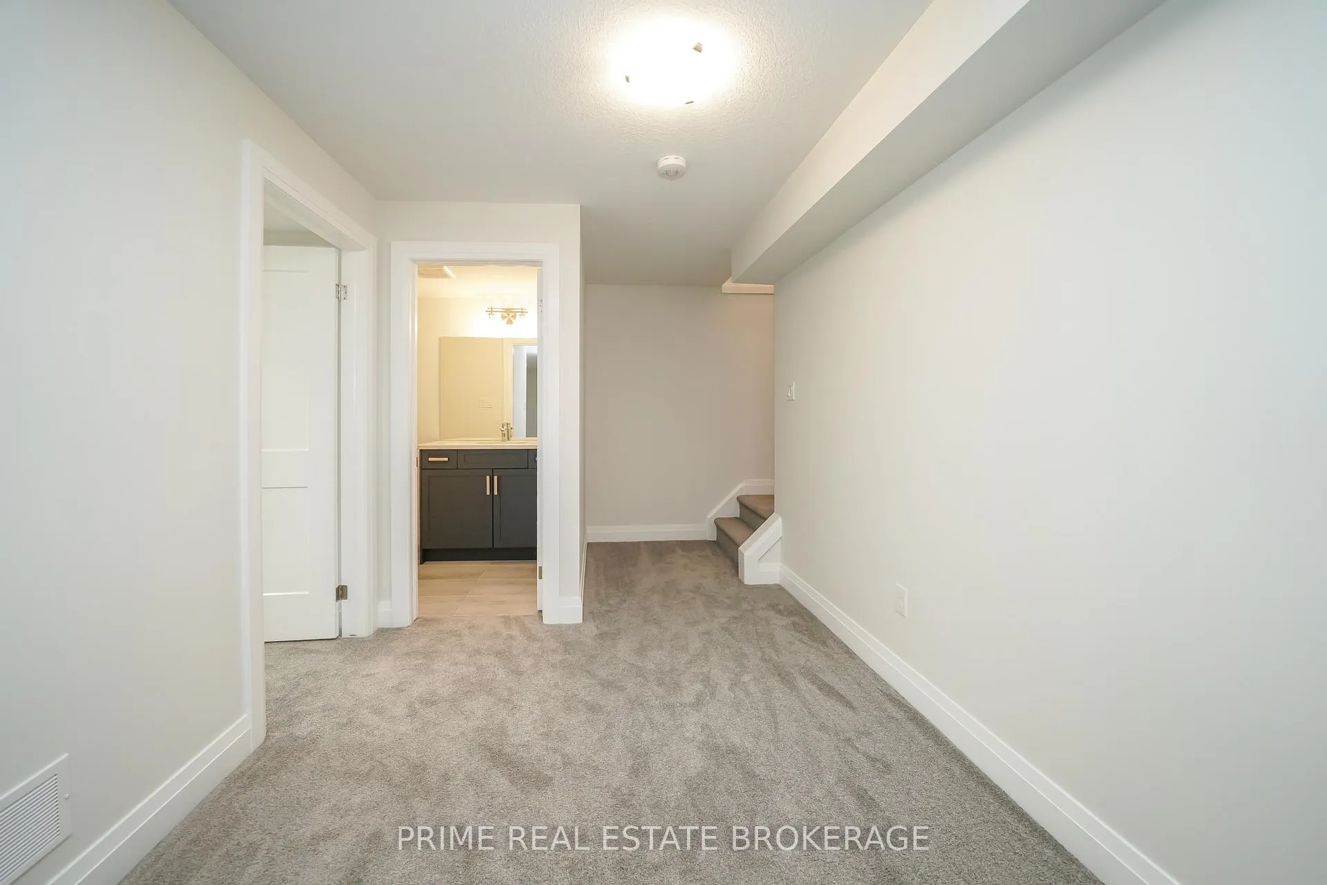 Photo 68 of Unit 2, 62 Compass Trail, Central Elgin, Rural Central Elgin — HOMEH