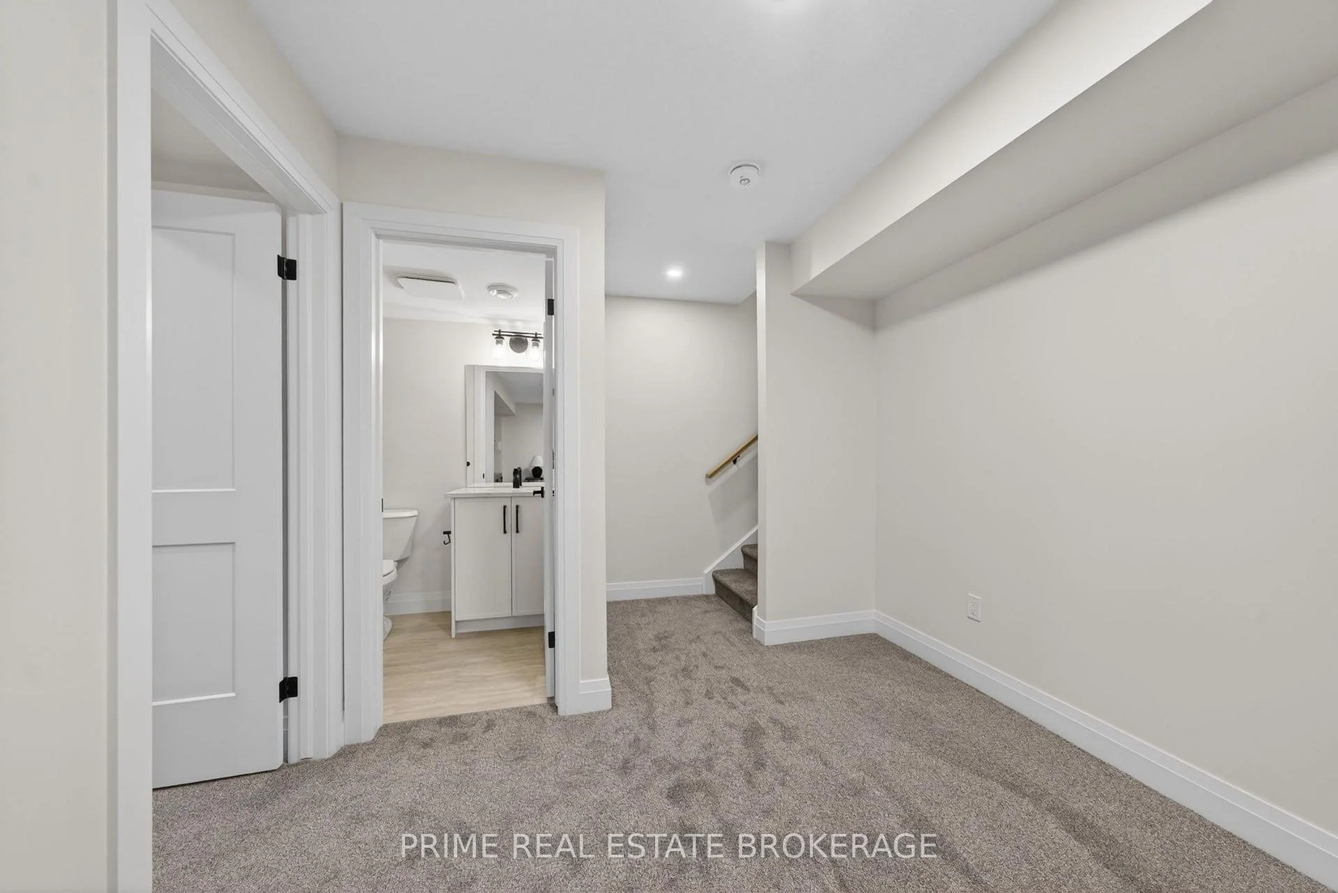 Photo 42 of Unit 2, 62 Compass Trail, Central Elgin, Rural Central Elgin — HOMEH