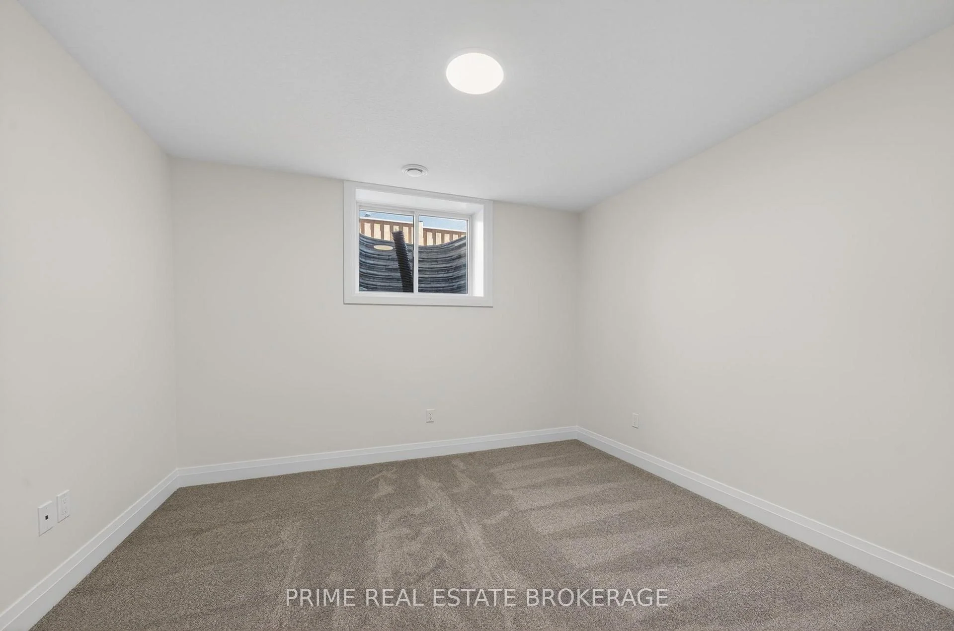 Photo 48 of Unit 2, 62 Compass Trail, Central Elgin, Rural Central Elgin — HOMEH