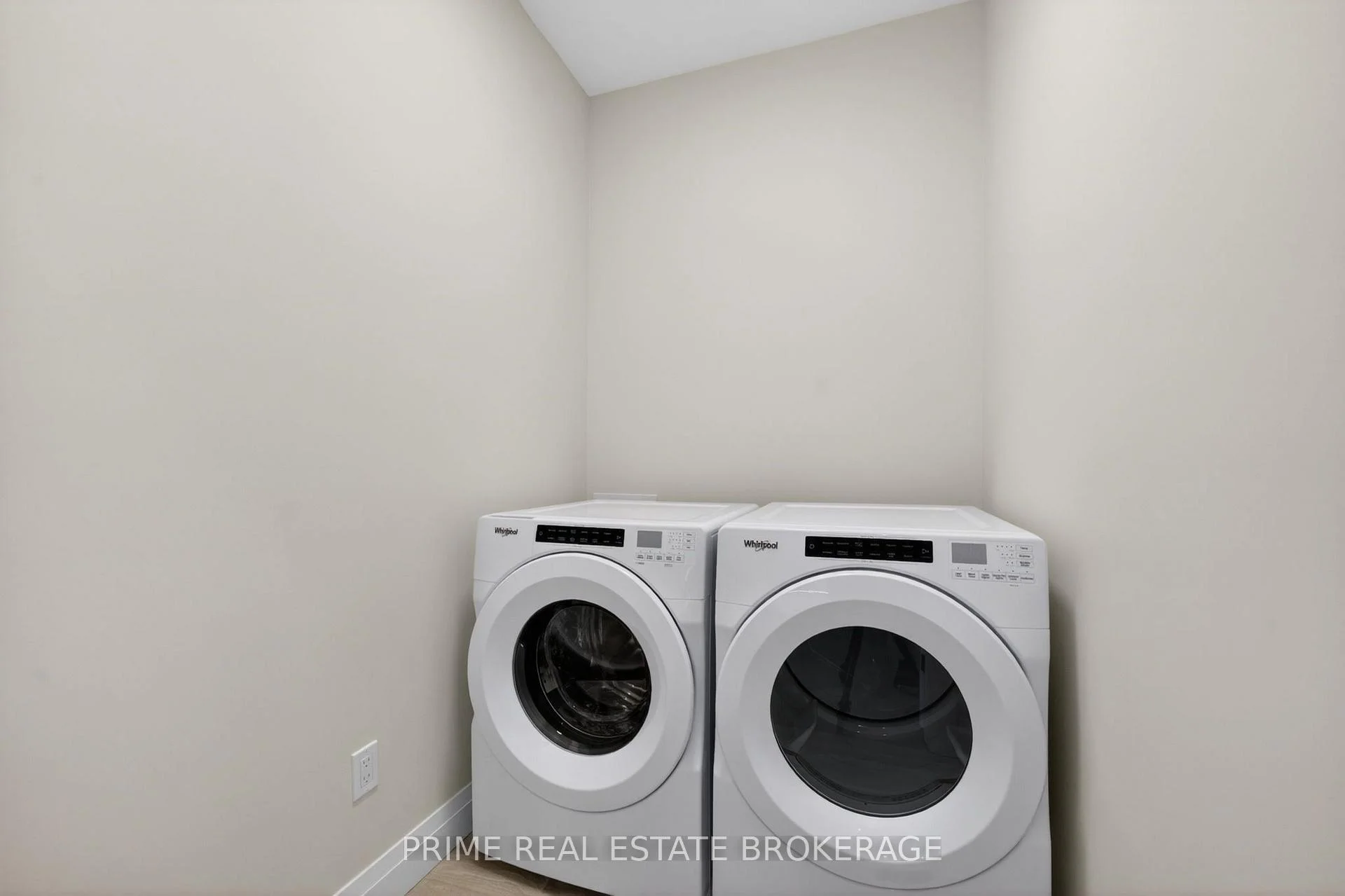 Photo 50 of Unit 2, 62 Compass Trail, Central Elgin, Rural Central Elgin — HOMEH
