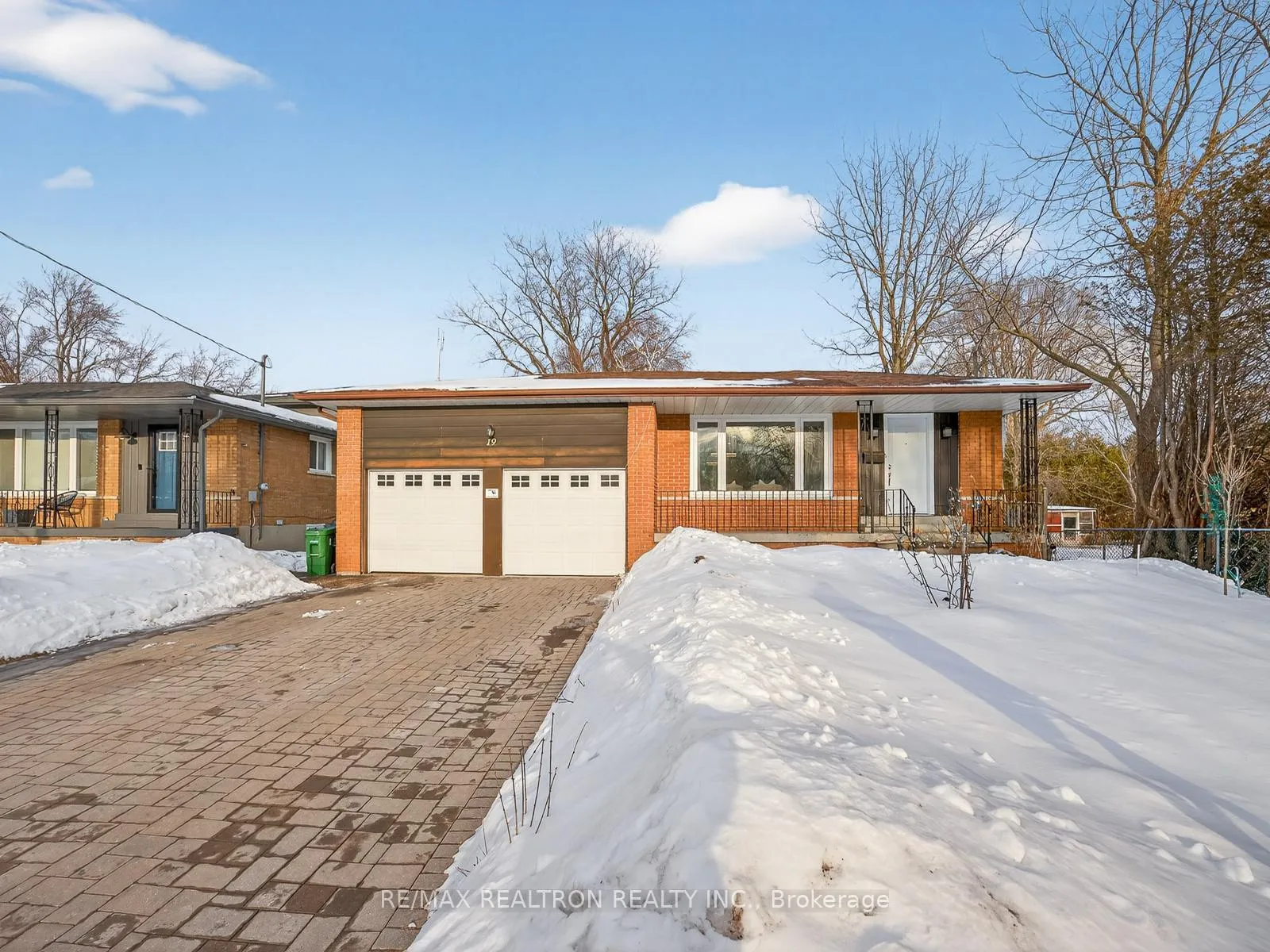 Photo 1 of 19 Shoreview Drive, Scarborough, West Hill — HOMEH