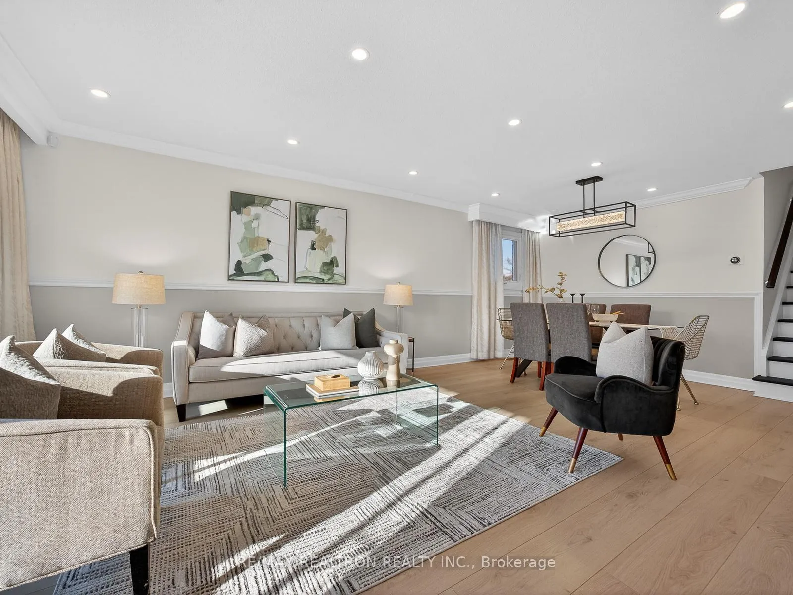 Photo 5 of 19 Shoreview Drive, Scarborough, West Hill — HOMEH