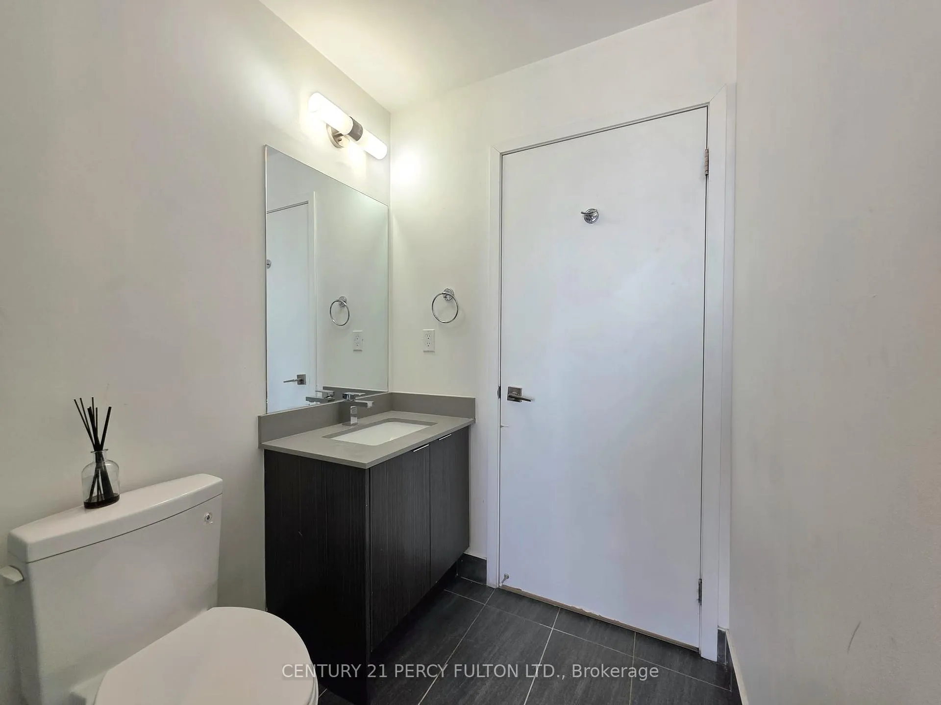 Photo 13 of Unit 2702, 2916 Highway 7, Vaughan, Concord — HOMEH