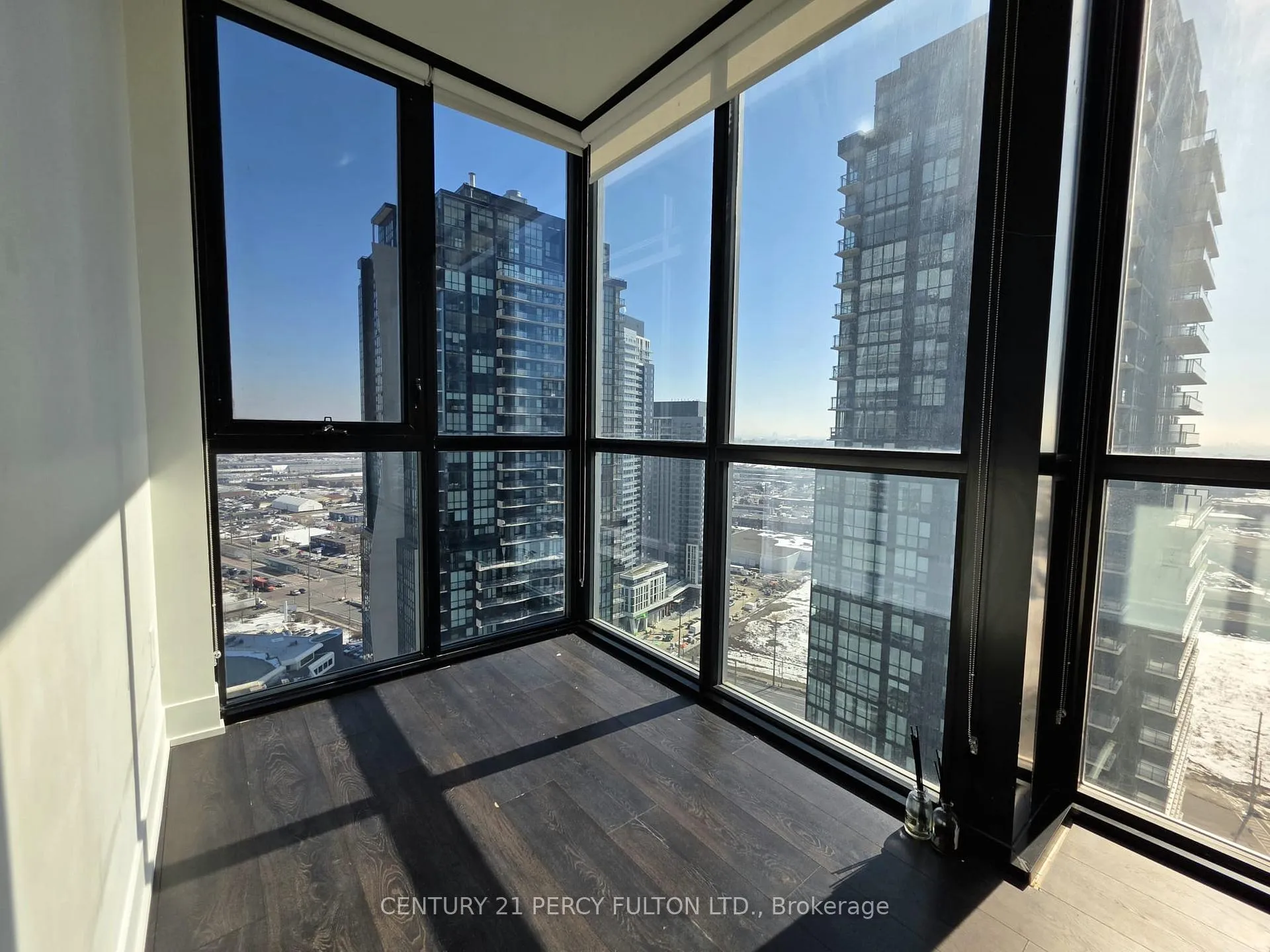 Photo 22 of Unit 2702, 2916 Highway 7, Vaughan, Concord — HOMEH