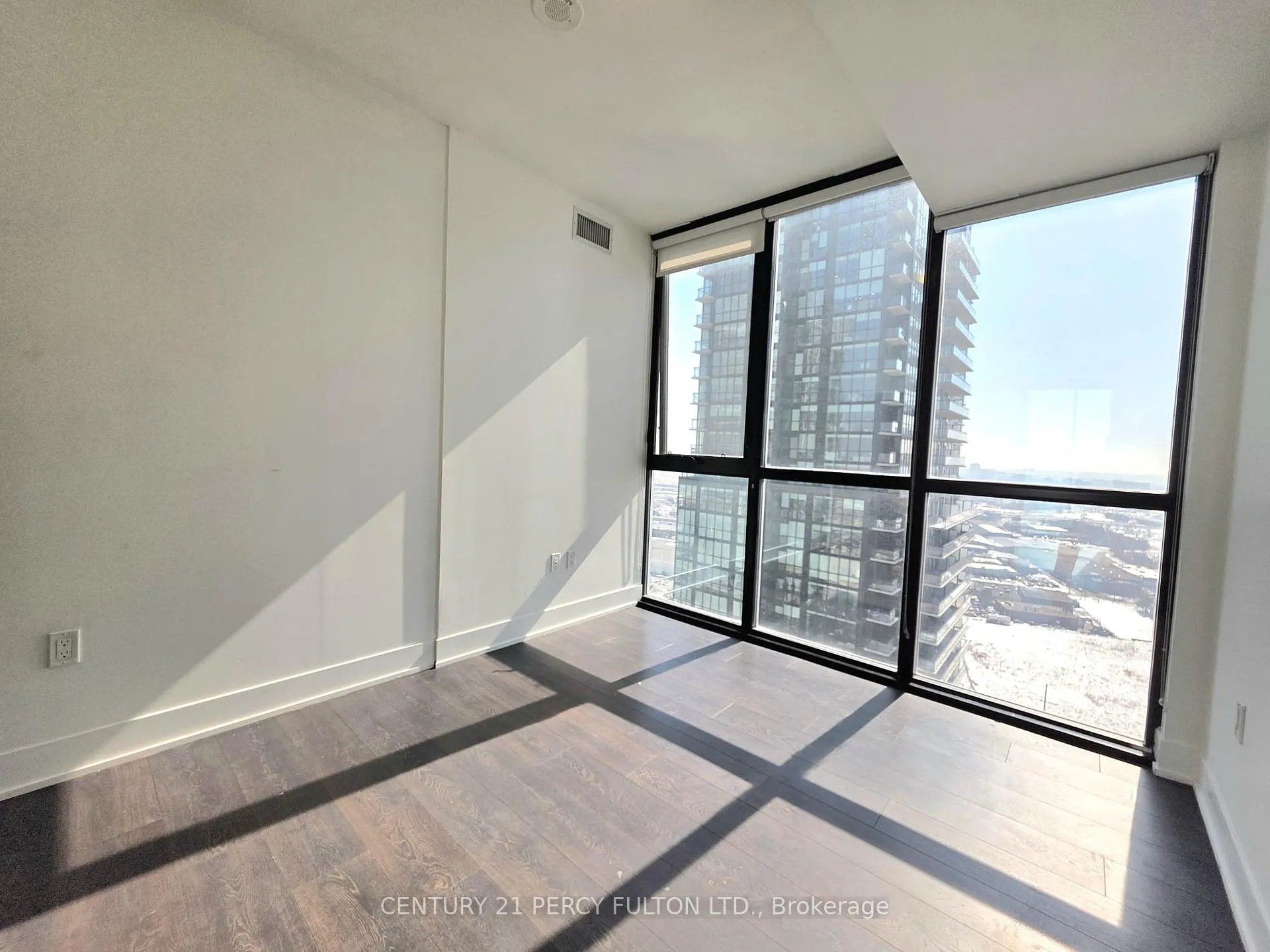 Photo 24 of Unit 2702, 2916 Highway 7, Vaughan, Concord — HOMEH