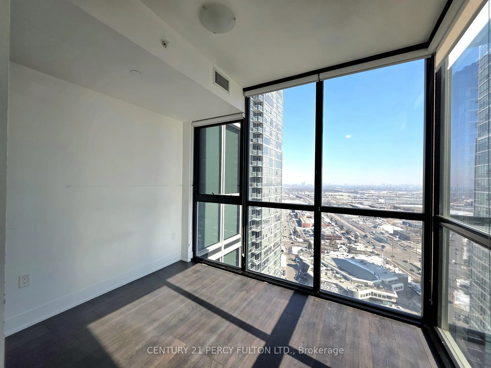 Photo 26 of Unit 2702, 2916 Highway 7, Vaughan, Concord — HOMEH