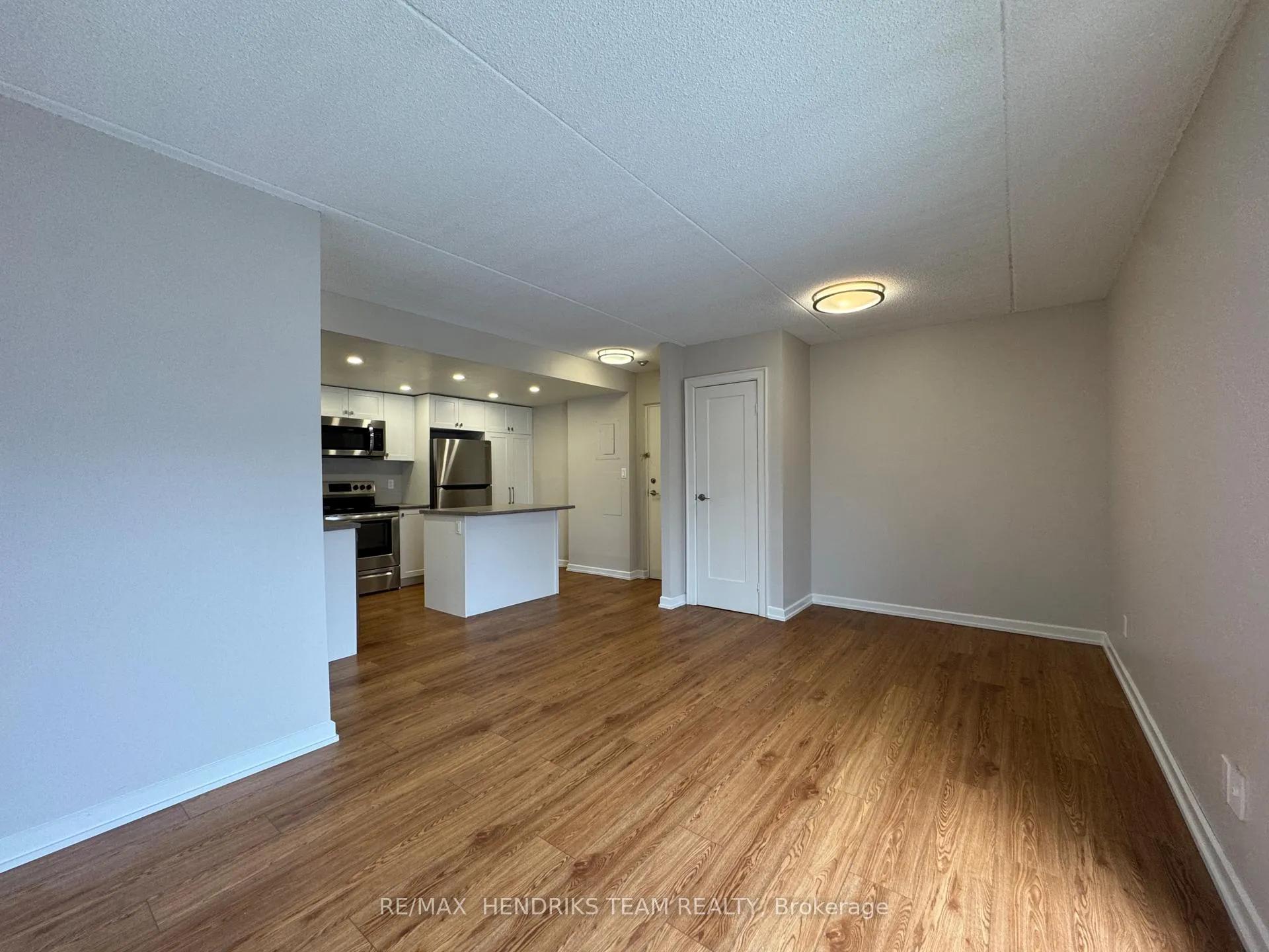 Photo 8 of Unit 312, 16 Capner Street, St. Catharines, Oakdale — HOMEH