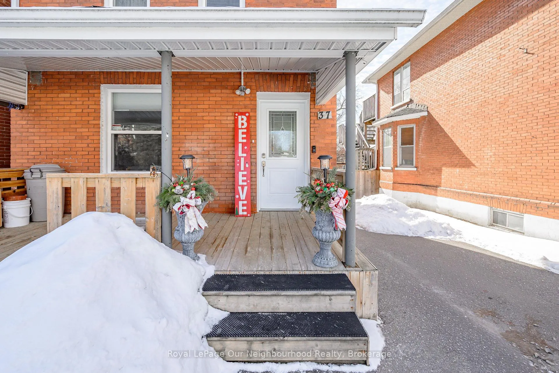 Photo 2 of 37 Elgin Street E, Oshawa, O'Neill — HOMEH