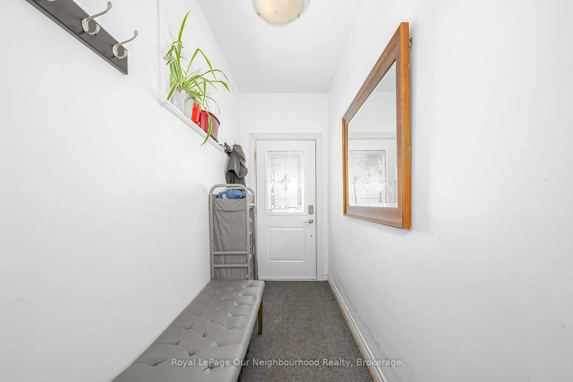 Photo 22 of 37 Elgin Street E, Oshawa, O'Neill — HOMEH