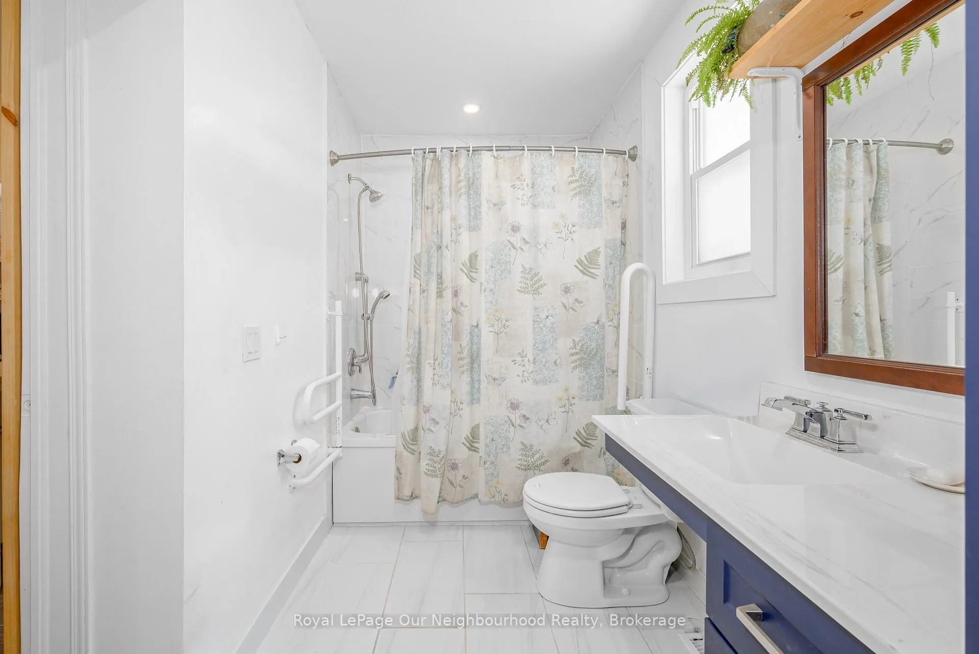 Photo 32 of 37 Elgin Street E, Oshawa, O'Neill — HOMEH