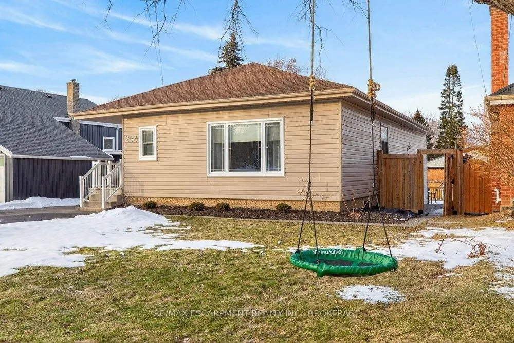 Photo 3 of 258 Sanatorium Road, Hamilton, Westcliffe — HOMEH