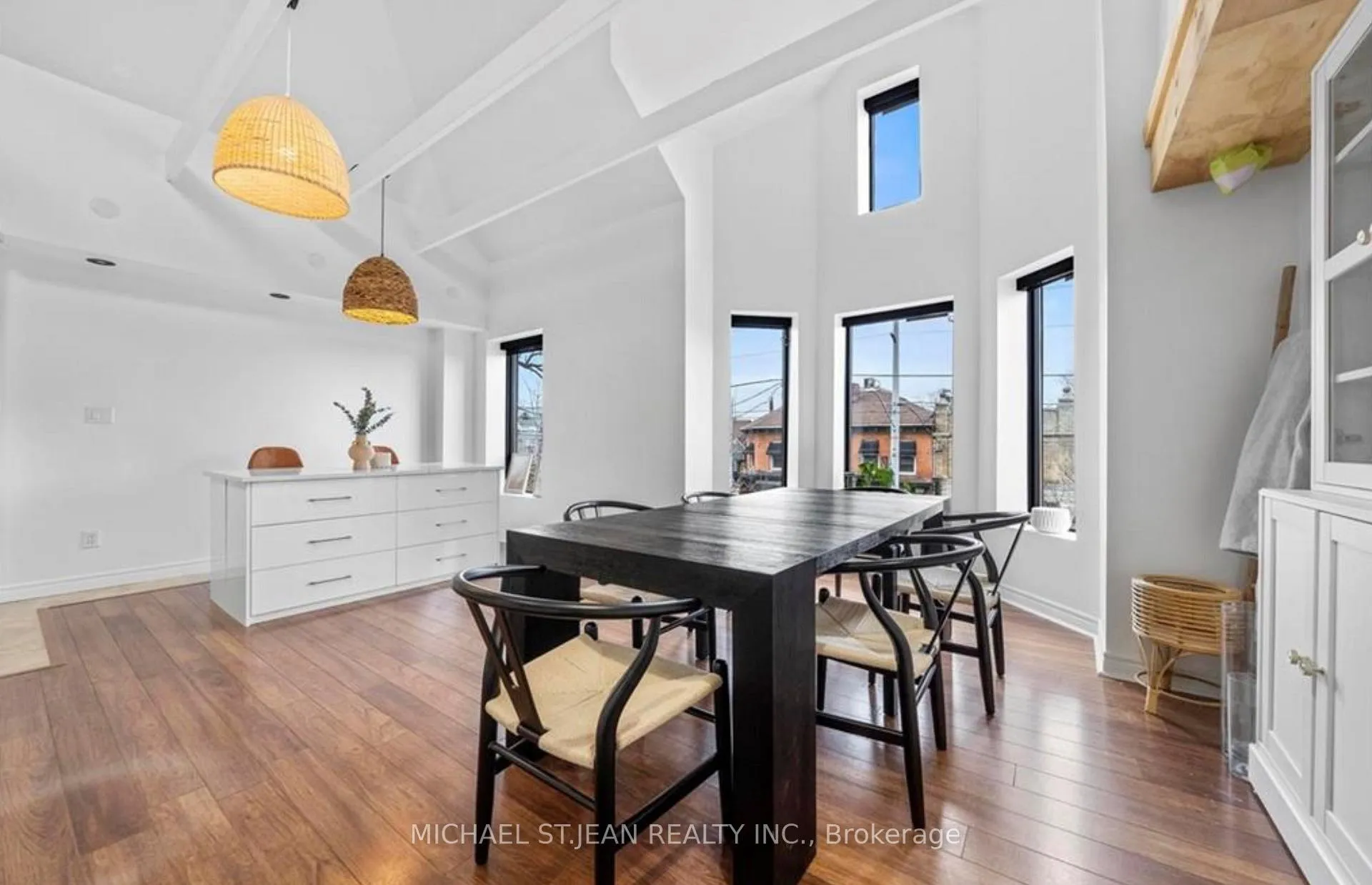 Photo 18 of Unit Upper, 215 Locke Street S, Hamilton, Kirkendall — HOMEH