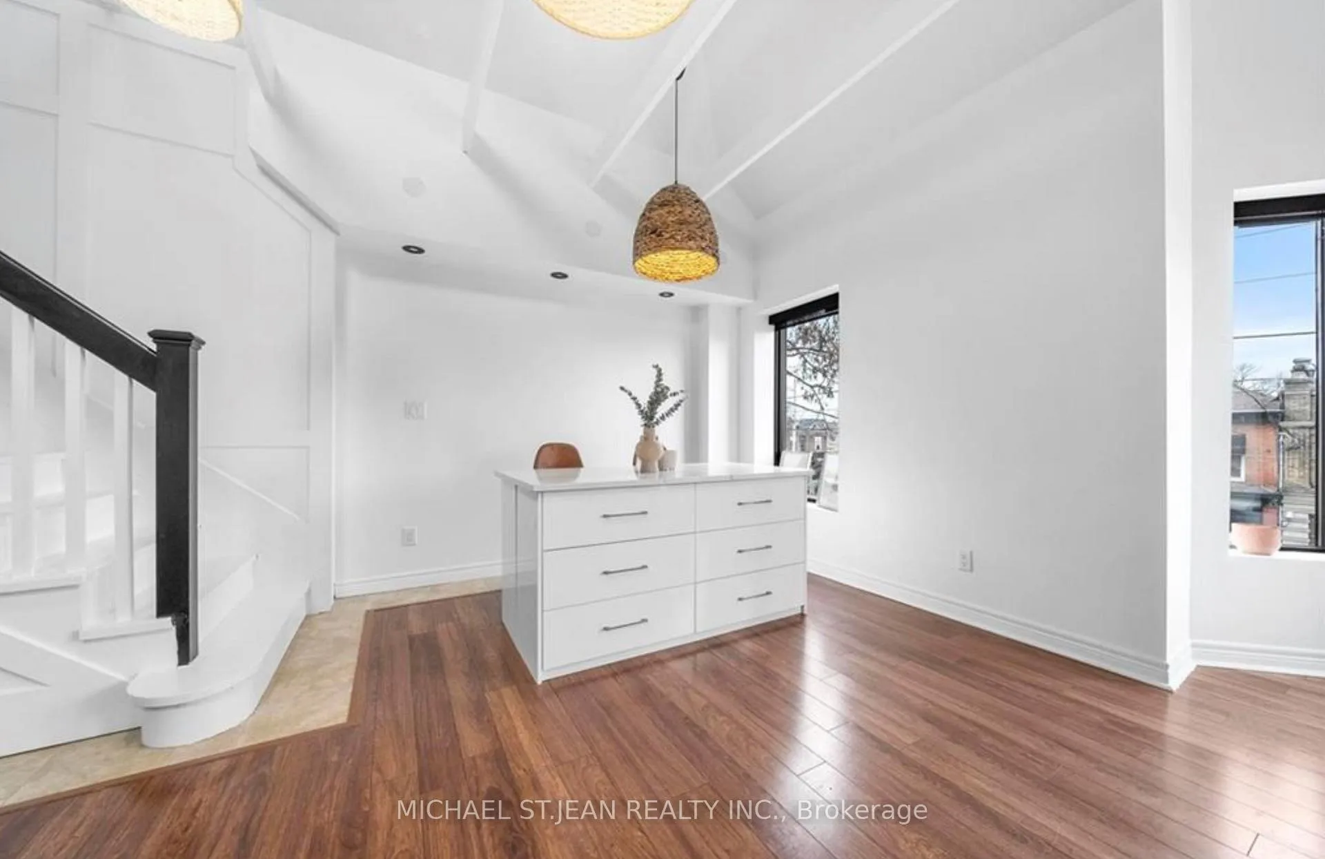 Photo 24 of Unit Upper, 215 Locke Street S, Hamilton, Kirkendall — HOMEH