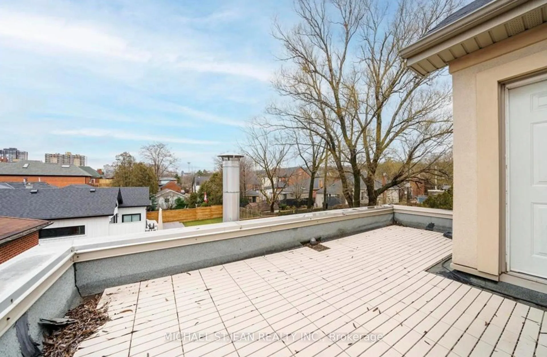 Photo 34 of Unit Upper, 215 Locke Street S, Hamilton, Kirkendall — HOMEH