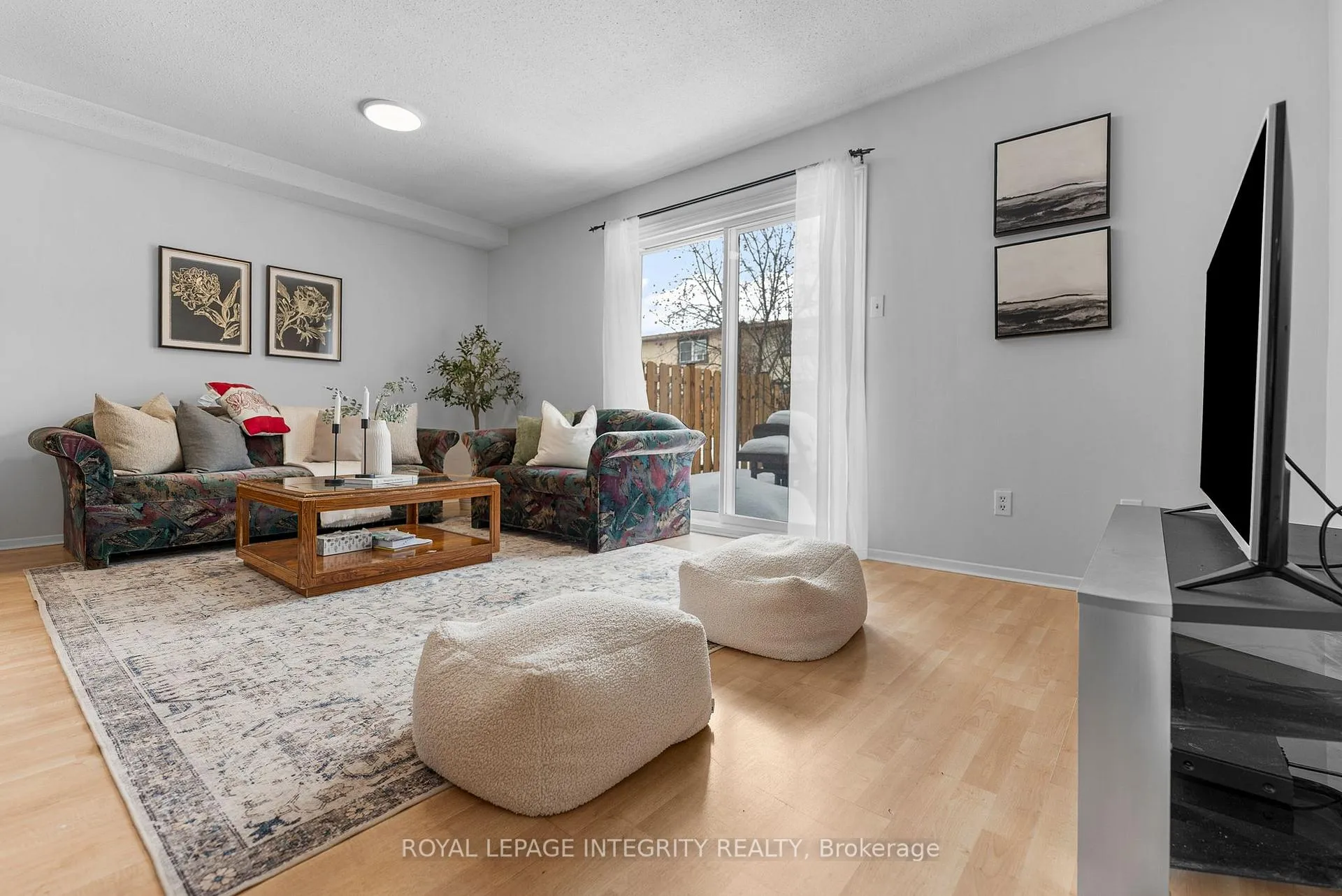 Photo 11 of 86 Stokes Crescent, Ottawa, Kanata - Glencairn/Hazeldean — HOMEH