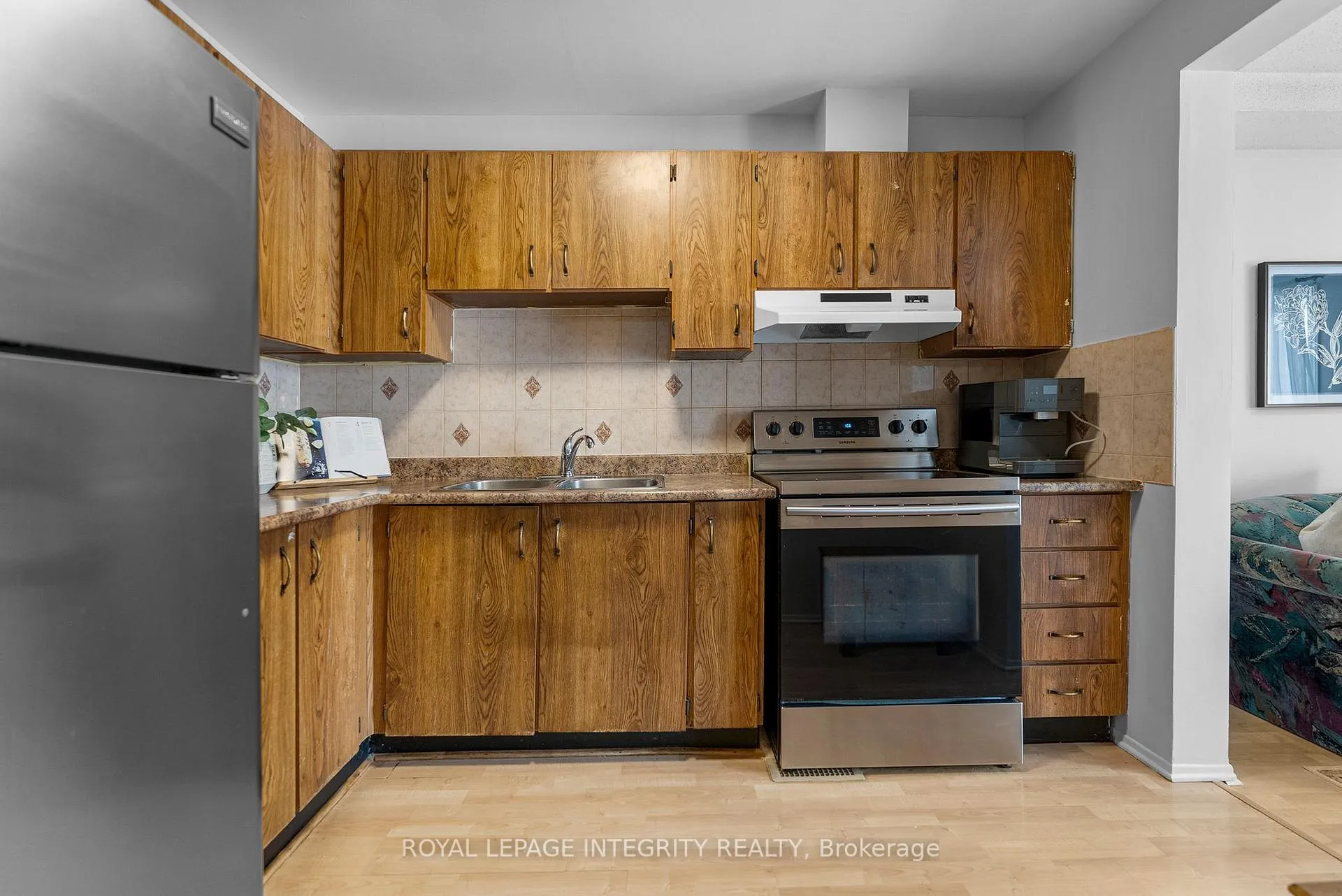 Photo 15 of 86 Stokes Crescent, Ottawa, Kanata - Glencairn/Hazeldean — HOMEH
