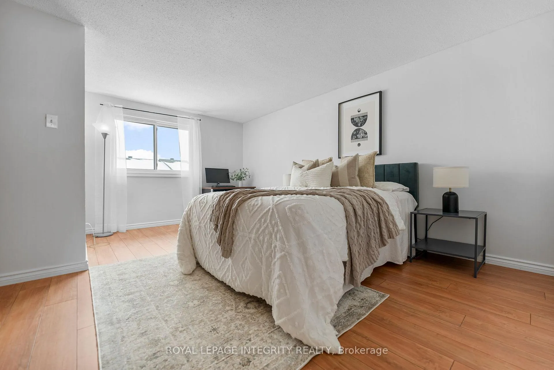 Photo 18 of 86 Stokes Crescent, Ottawa, Kanata - Glencairn/Hazeldean — HOMEH
