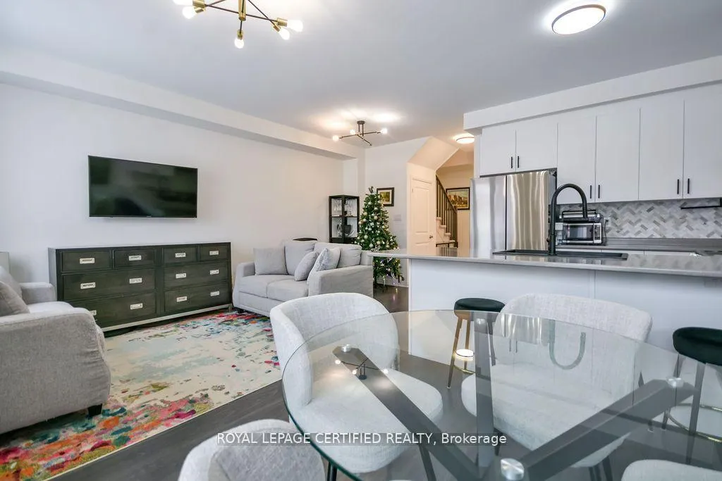 Photo 2 of 103 Sagewood Avenue, Barrie, Rural Barrie Southeast — HOMEH
