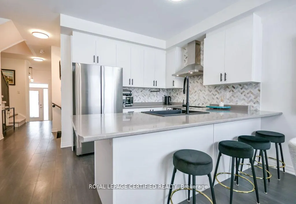 Photo 13 of 103 Sagewood Avenue, Barrie, Rural Barrie Southeast — HOMEH