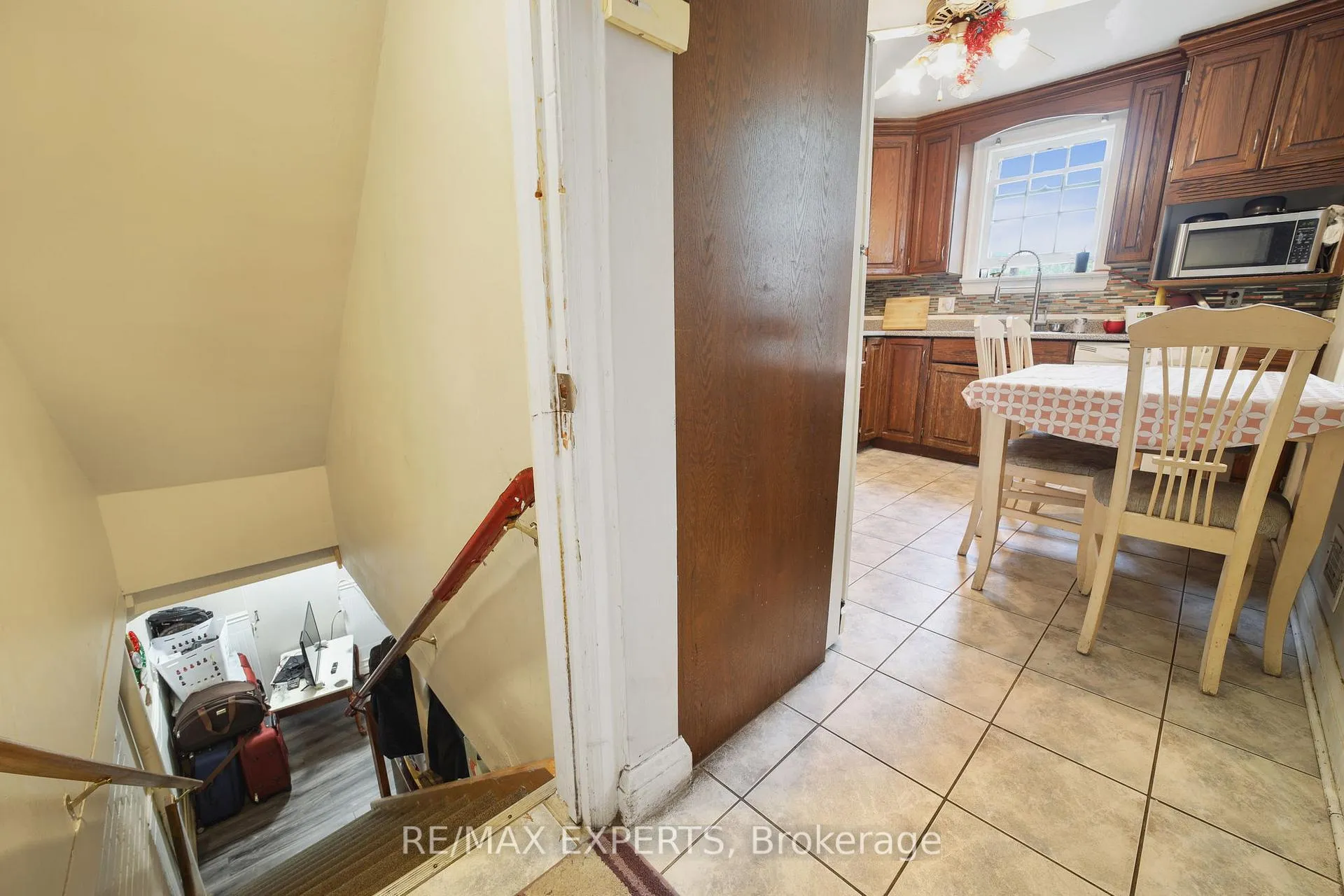 Photo 16 of 6198 Delaware Street, Niagara Falls, Dorchester — HOMEH