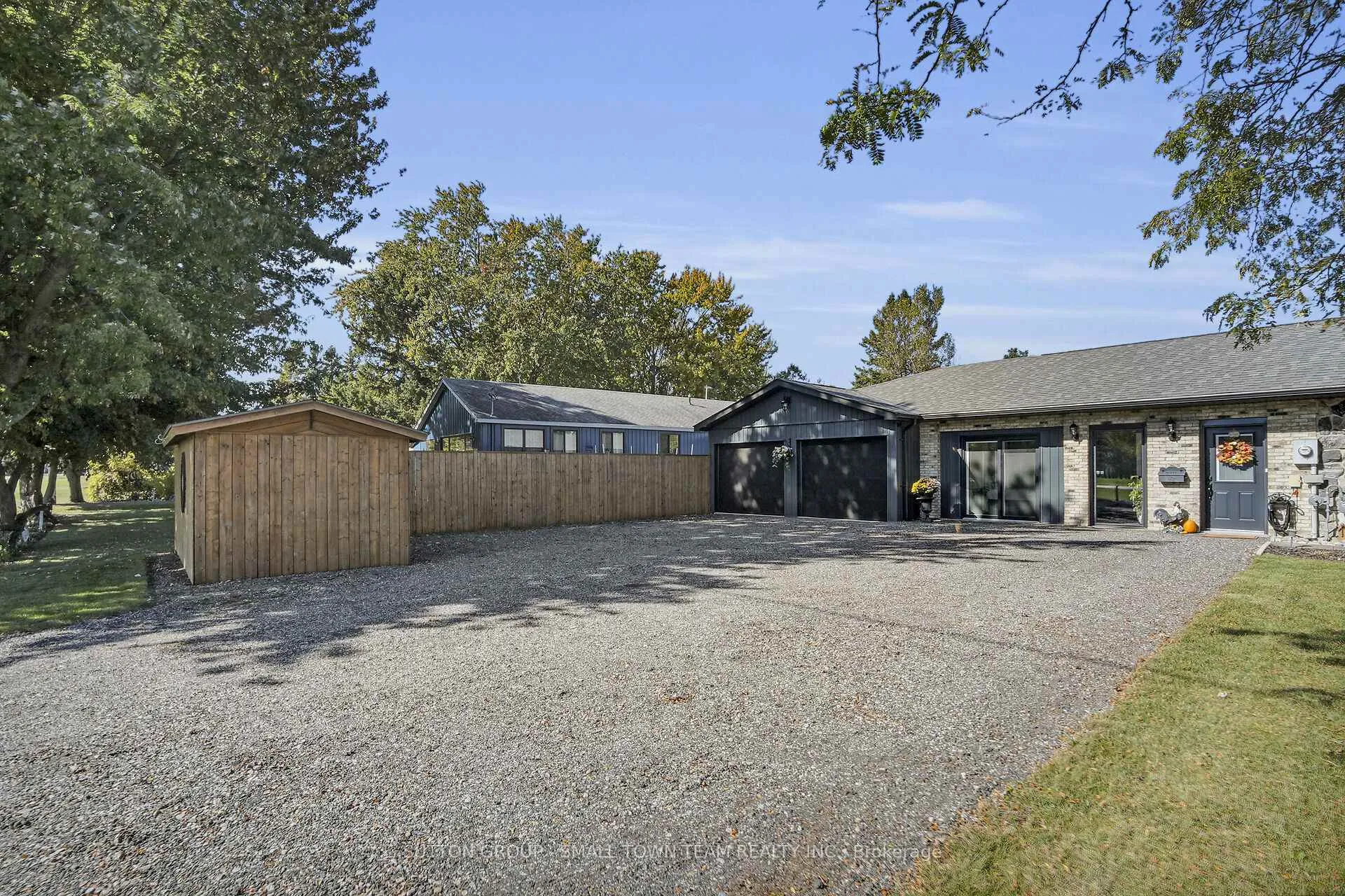 Photo 33 of 29788 Talbot Line, Dutton/Dunwich, Wallacetown — HOMEH