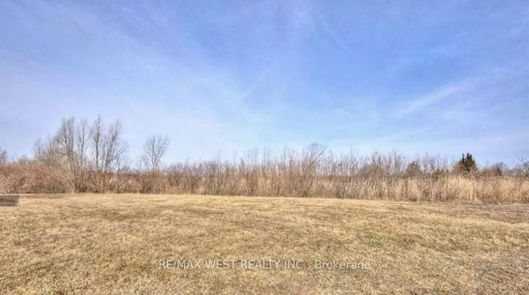 Photo 2 of 6 Heron Pointe, Port Colborne, Sugarloaf — HOMEH