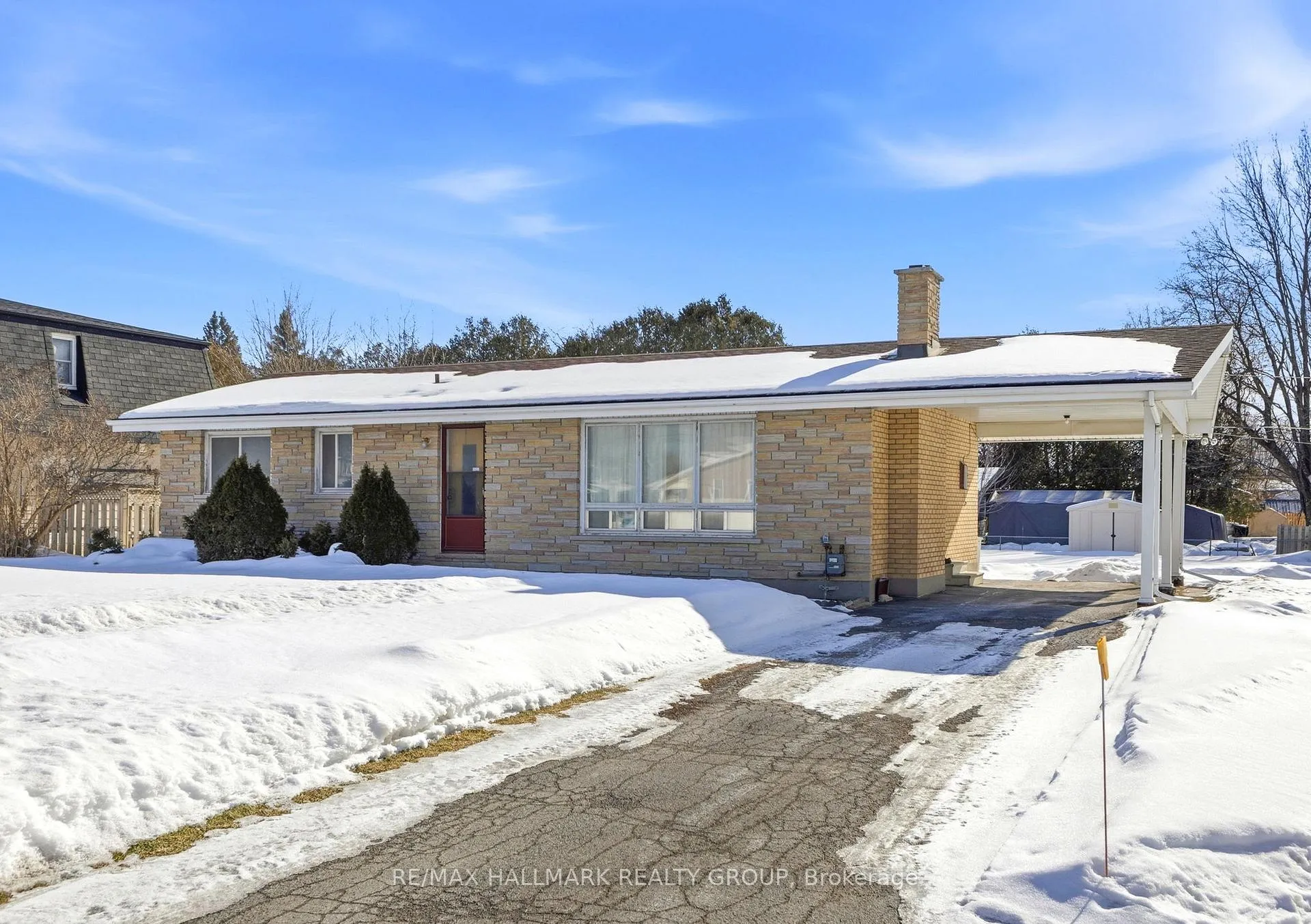 Photo 2 of 6228 Perth Street, Ottawa, Richmond — HOMEH