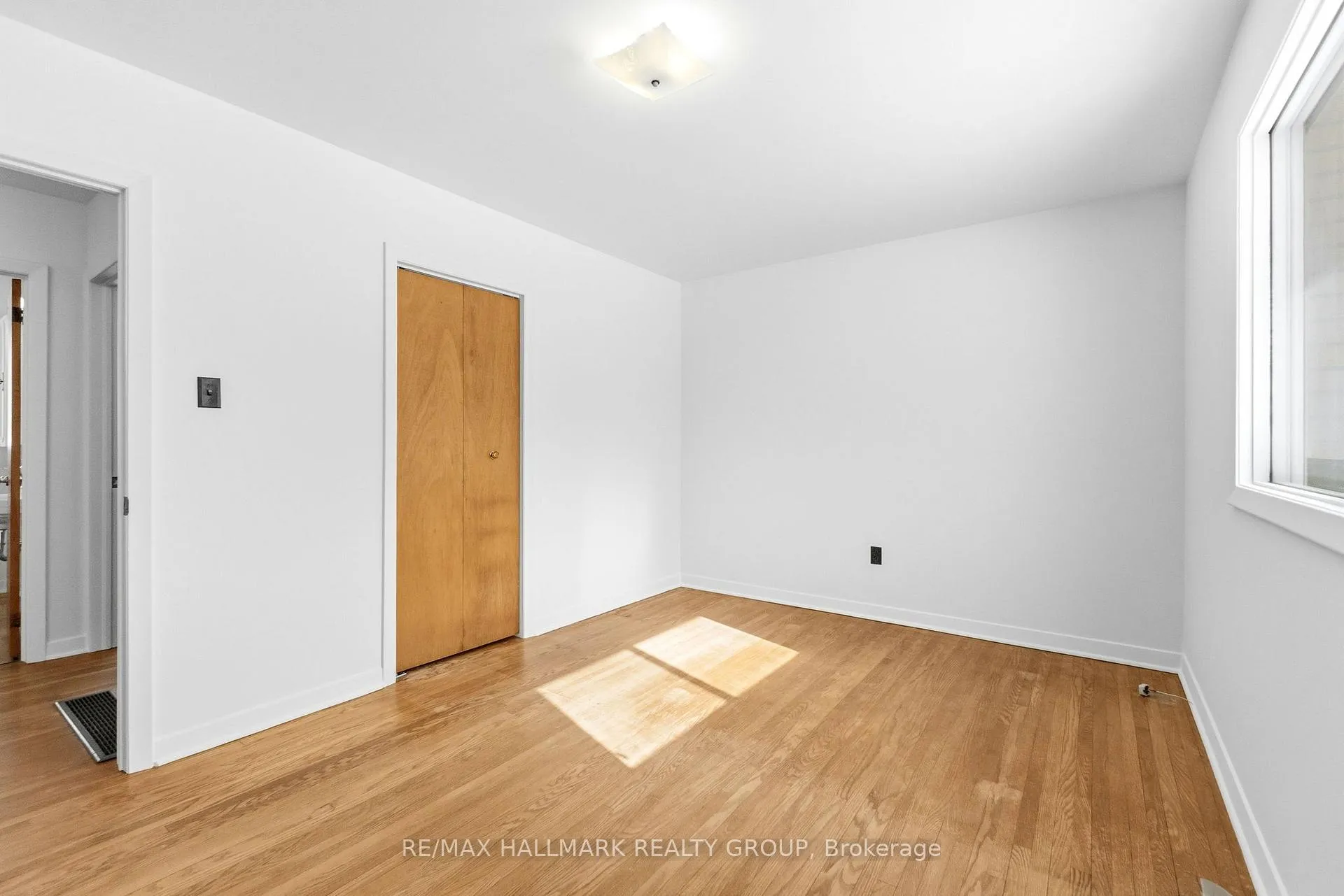 Photo 14 of 6228 Perth Street, Ottawa, Richmond — HOMEH