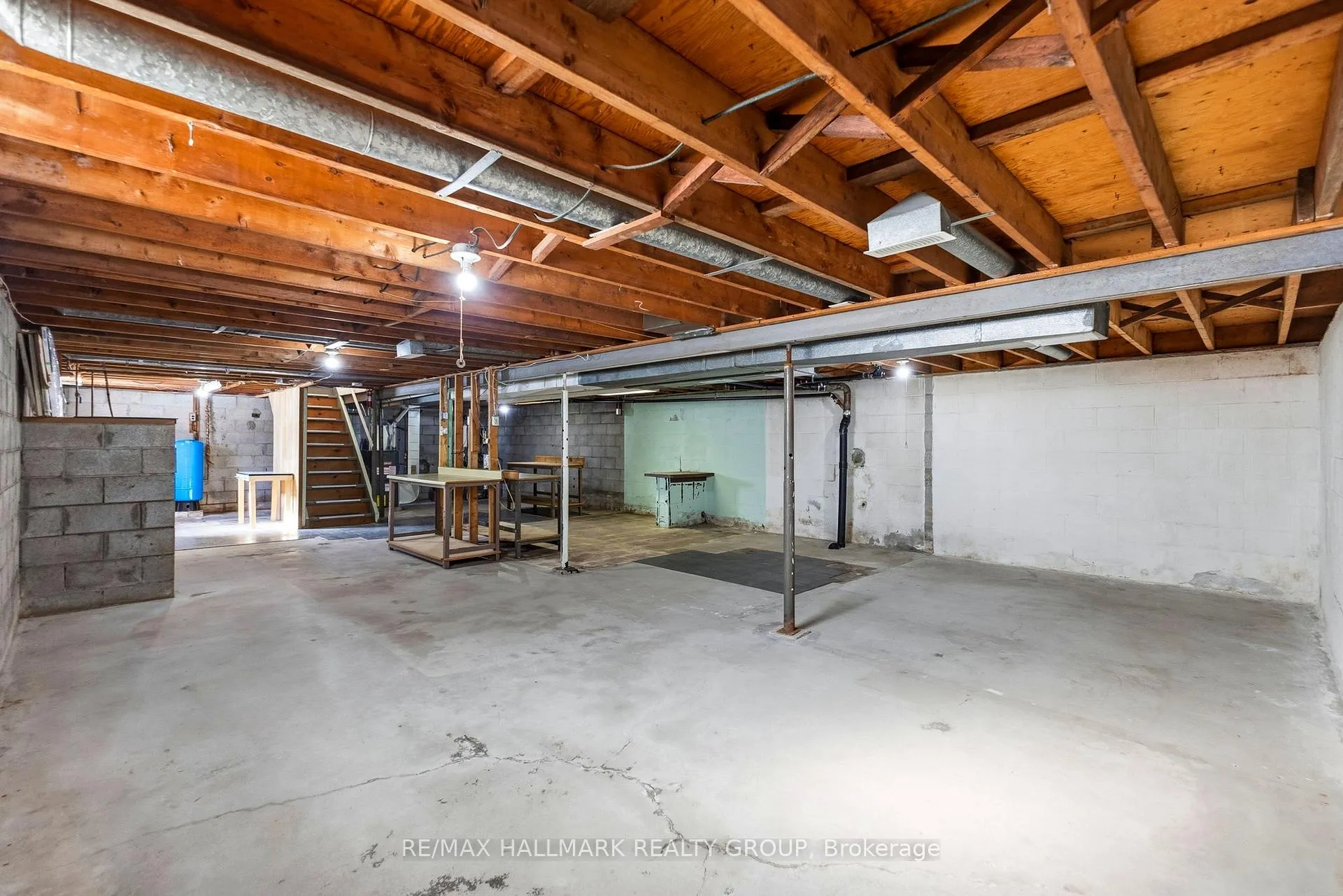 Photo 24 of 6228 Perth Street, Ottawa, Richmond — HOMEH