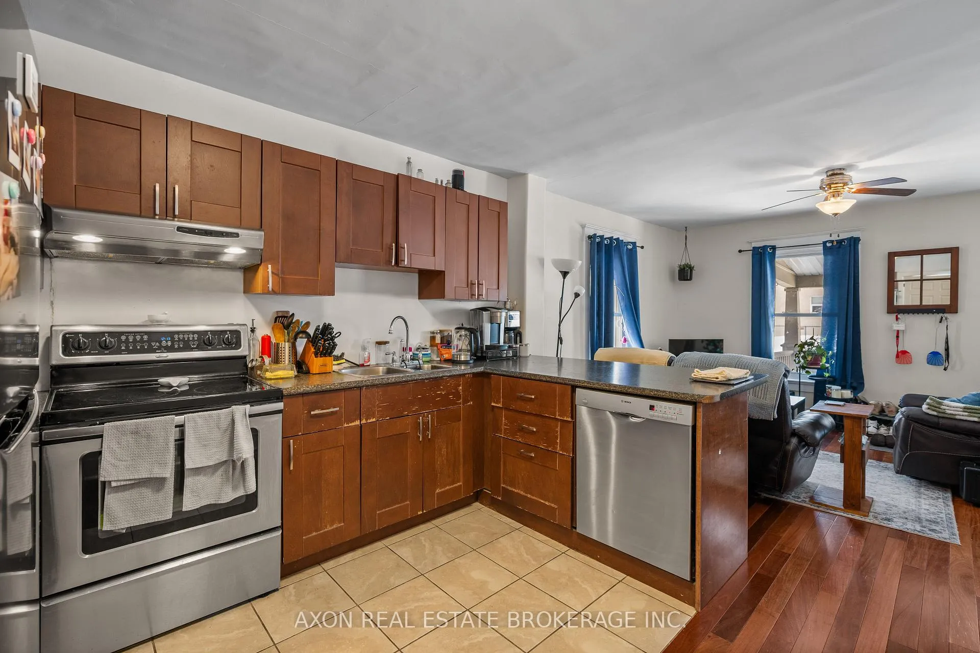 Photo 8 of 332 MacDonnell Street, Kingston, Central City East — HOMEH