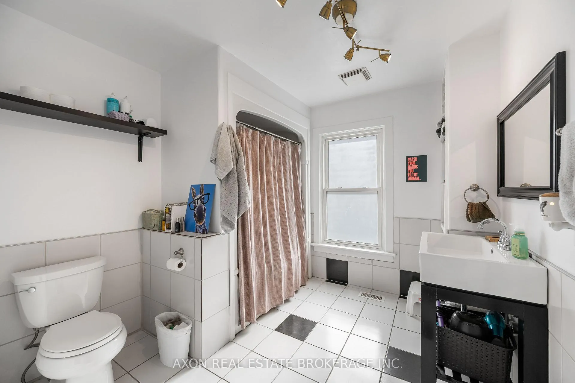 Photo 10 of 332 MacDonnell Street, Kingston, Central City East — HOMEH