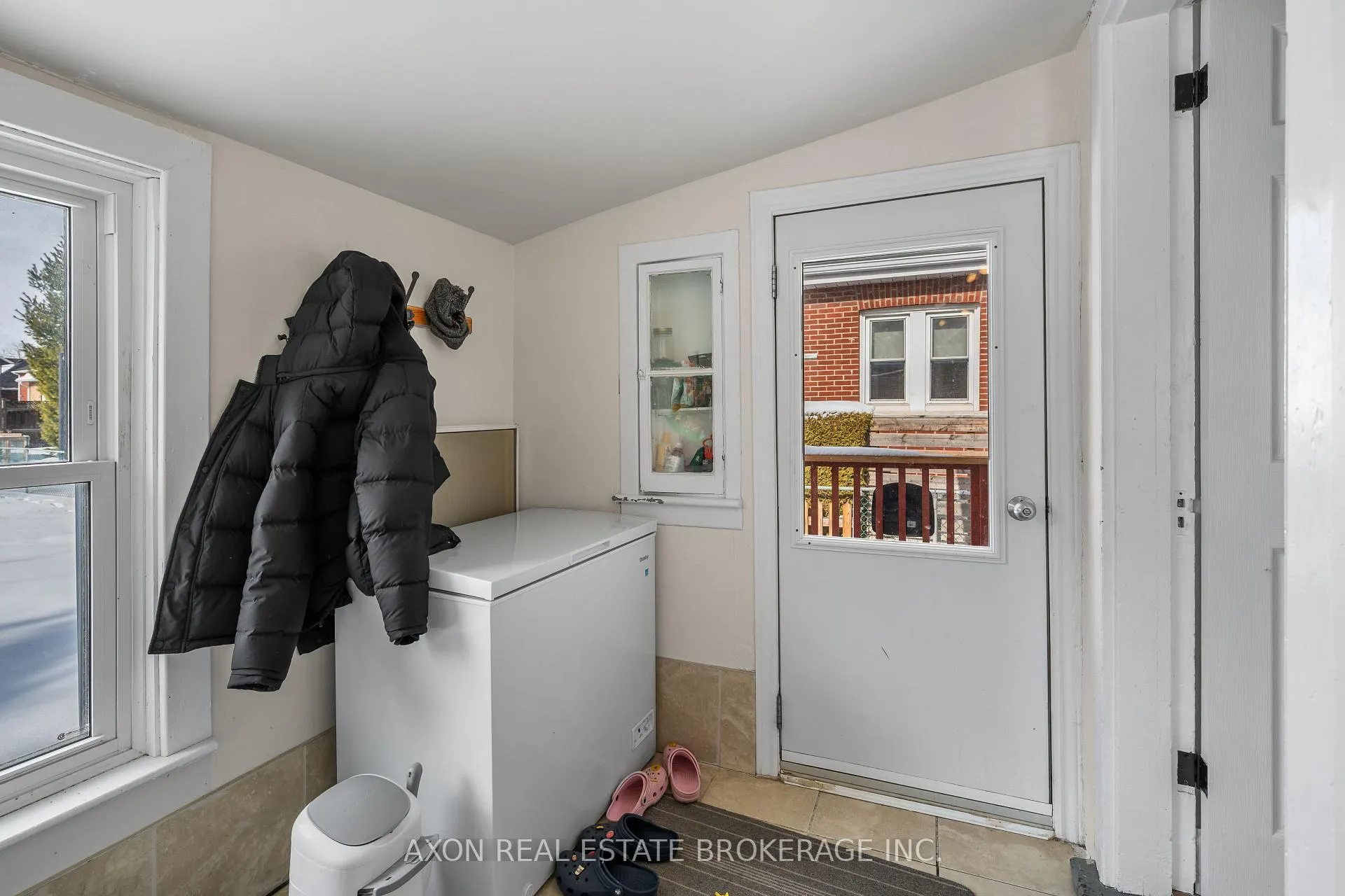 Photo 14 of 332 MacDonnell Street, Kingston, Central City East — HOMEH