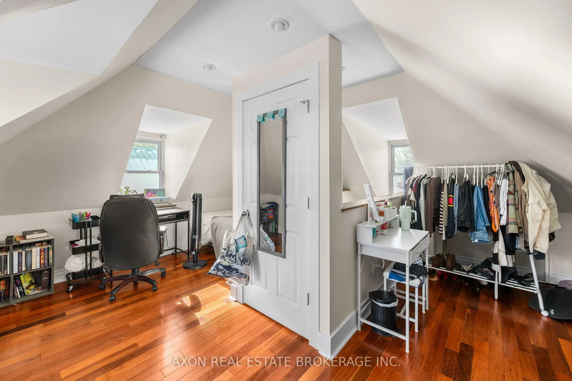 Photo 16 of 332 MacDonnell Street, Kingston, Central City East — HOMEH