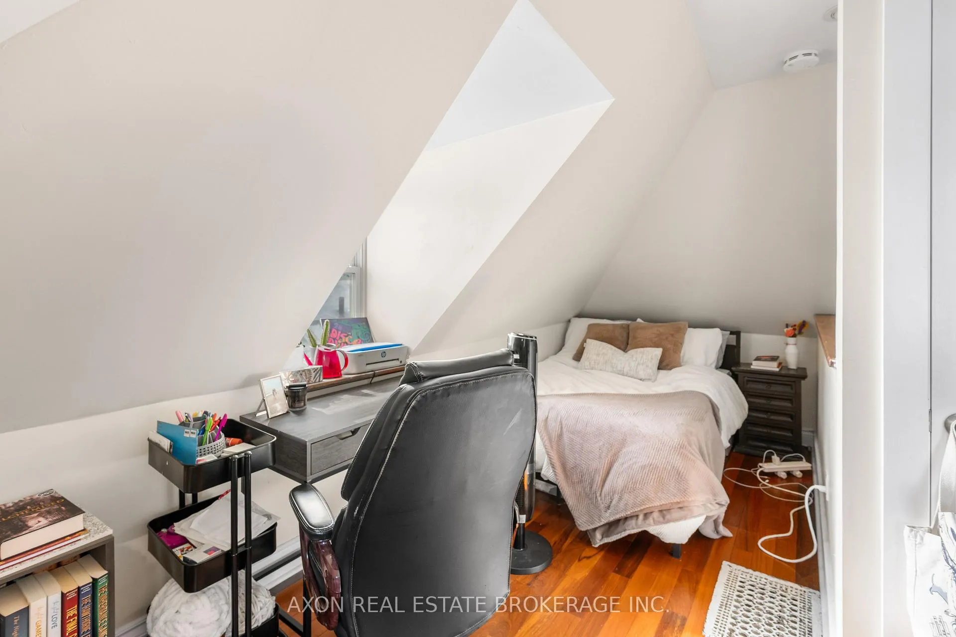 Photo 18 of 332 MacDonnell Street, Kingston, Central City East — HOMEH