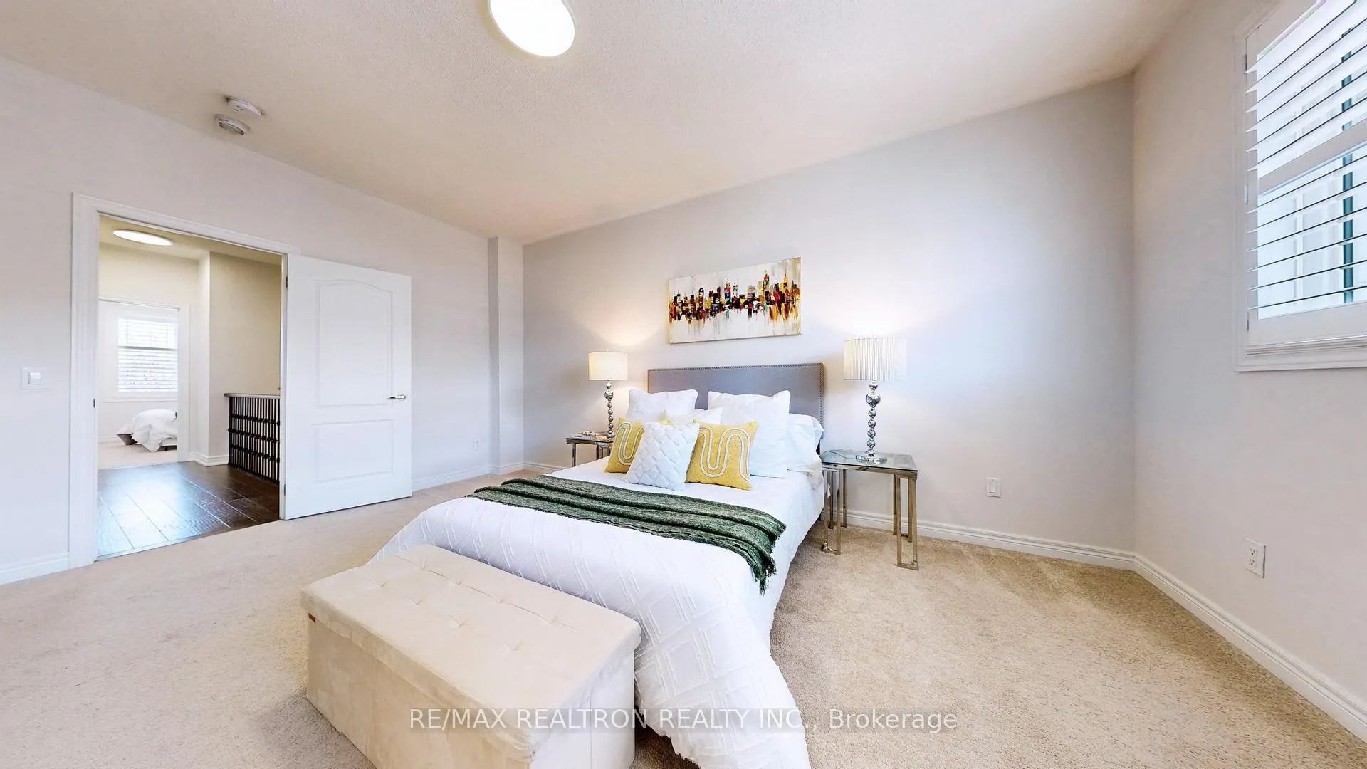 Photo 24 of 11 Durblee Avenue, Aurora, Bayview Northeast — HOMEH