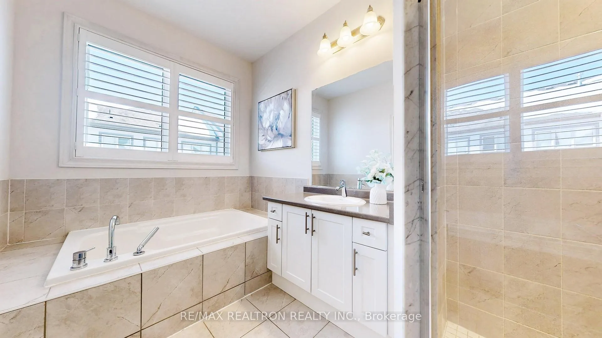 Photo 27 of 11 Durblee Avenue, Aurora, Bayview Northeast — HOMEH