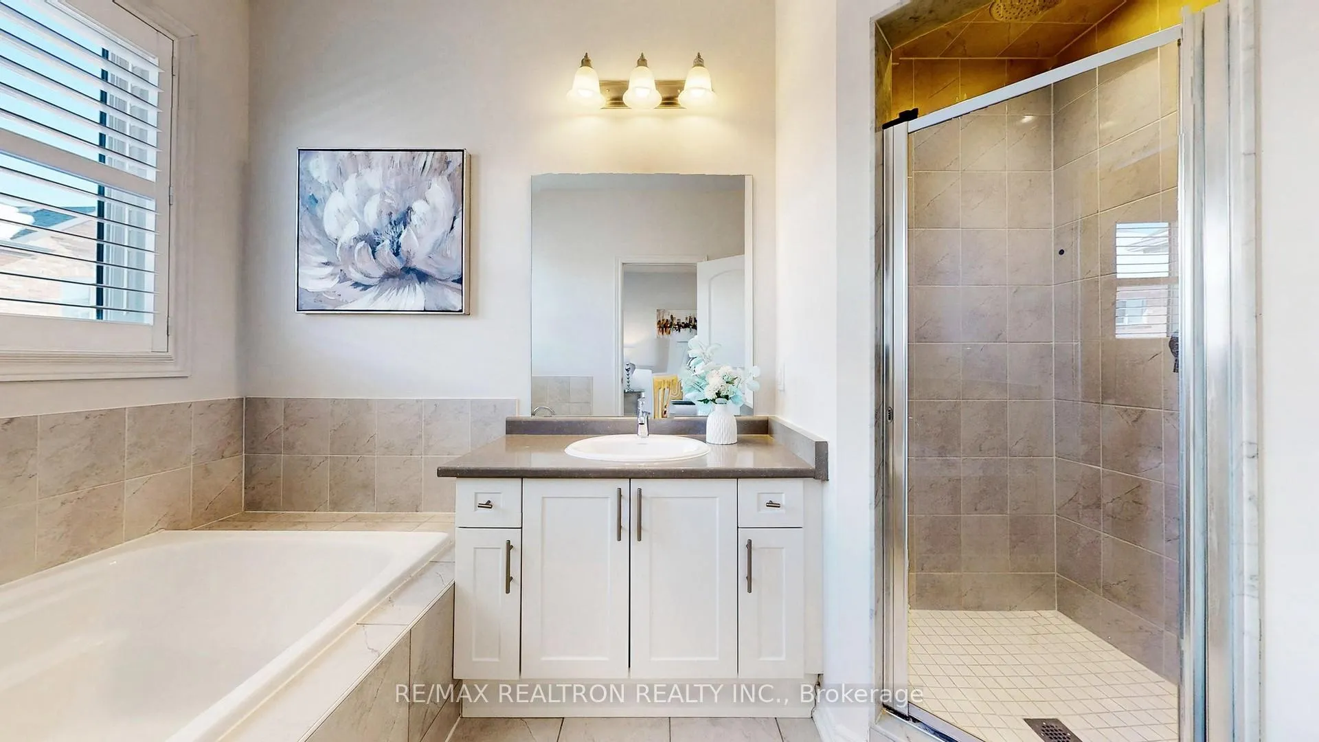 Photo 28 of 11 Durblee Avenue, Aurora, Bayview Northeast — HOMEH