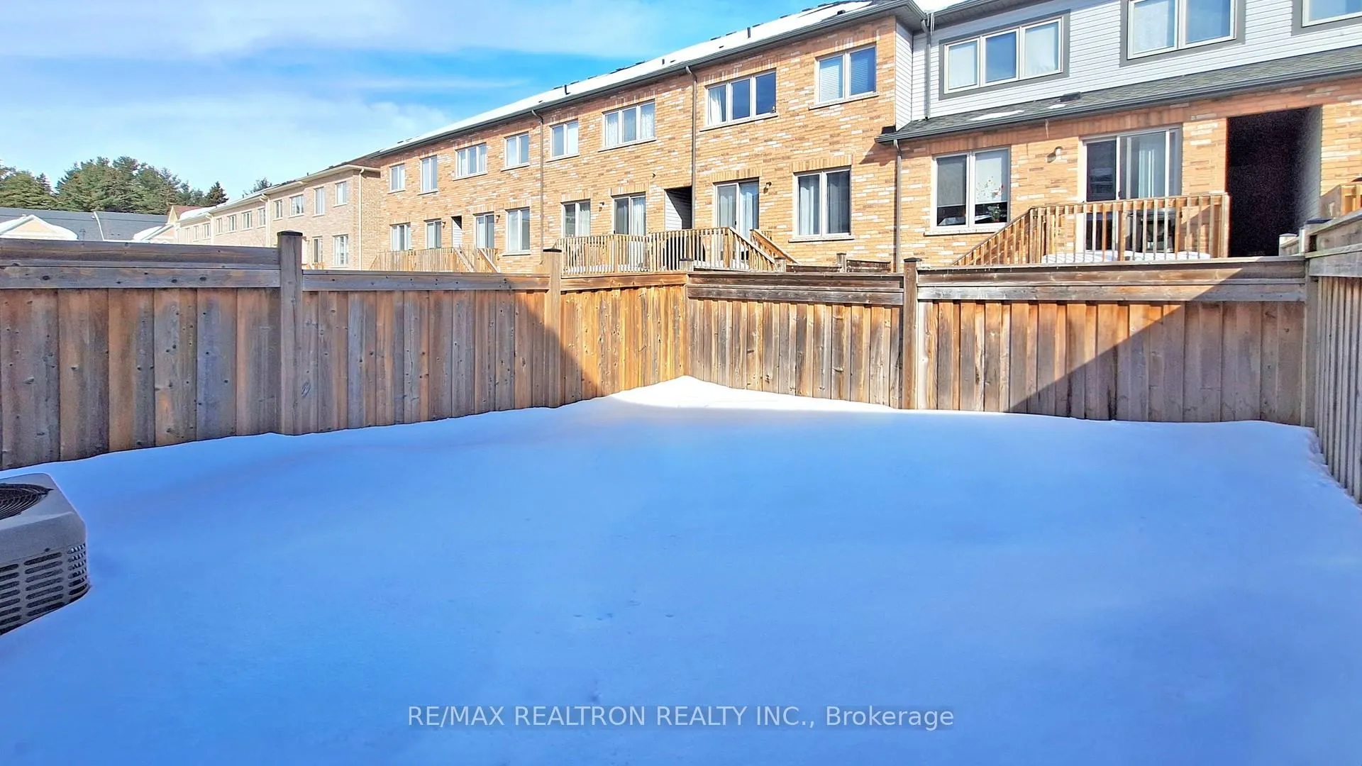 Photo 42 of 11 Durblee Avenue, Aurora, Bayview Northeast — HOMEH