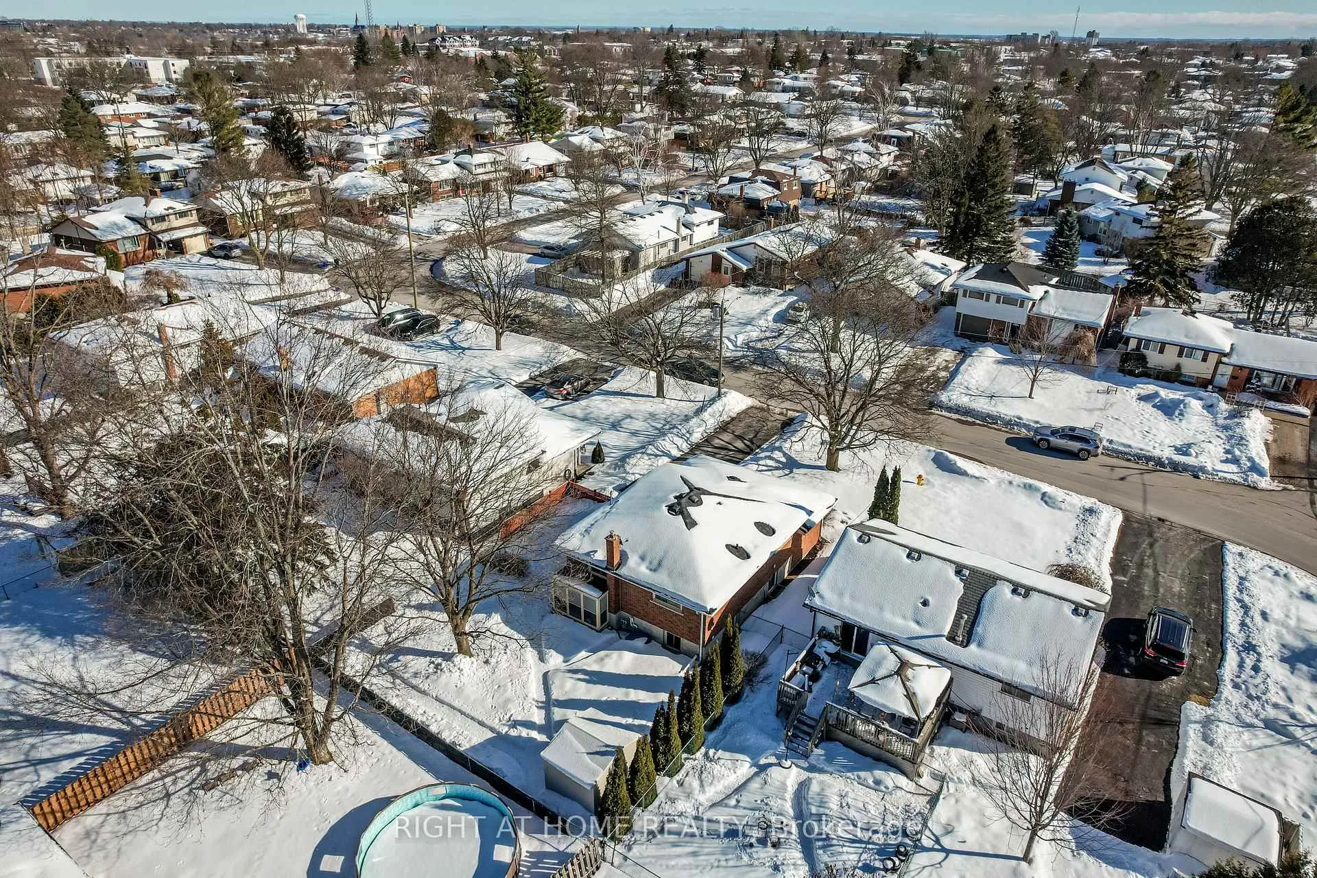 Photo 26 of 31 Thorncliffe Drive, Belleville, Belleville Ward — HOMEH