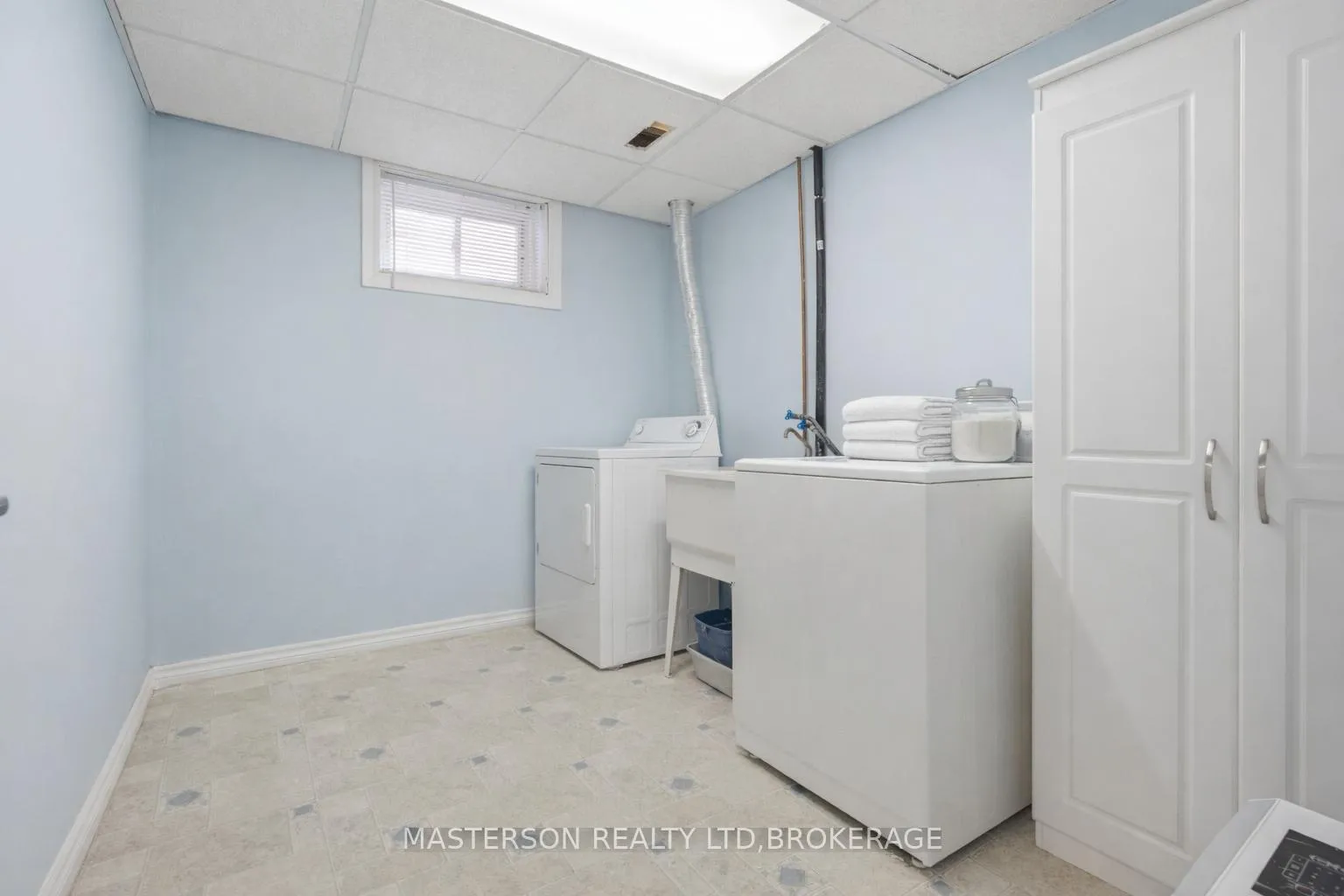 Photo 26 of 7740 Alpine Drive, Niagara Falls, Ascot — HOMEH