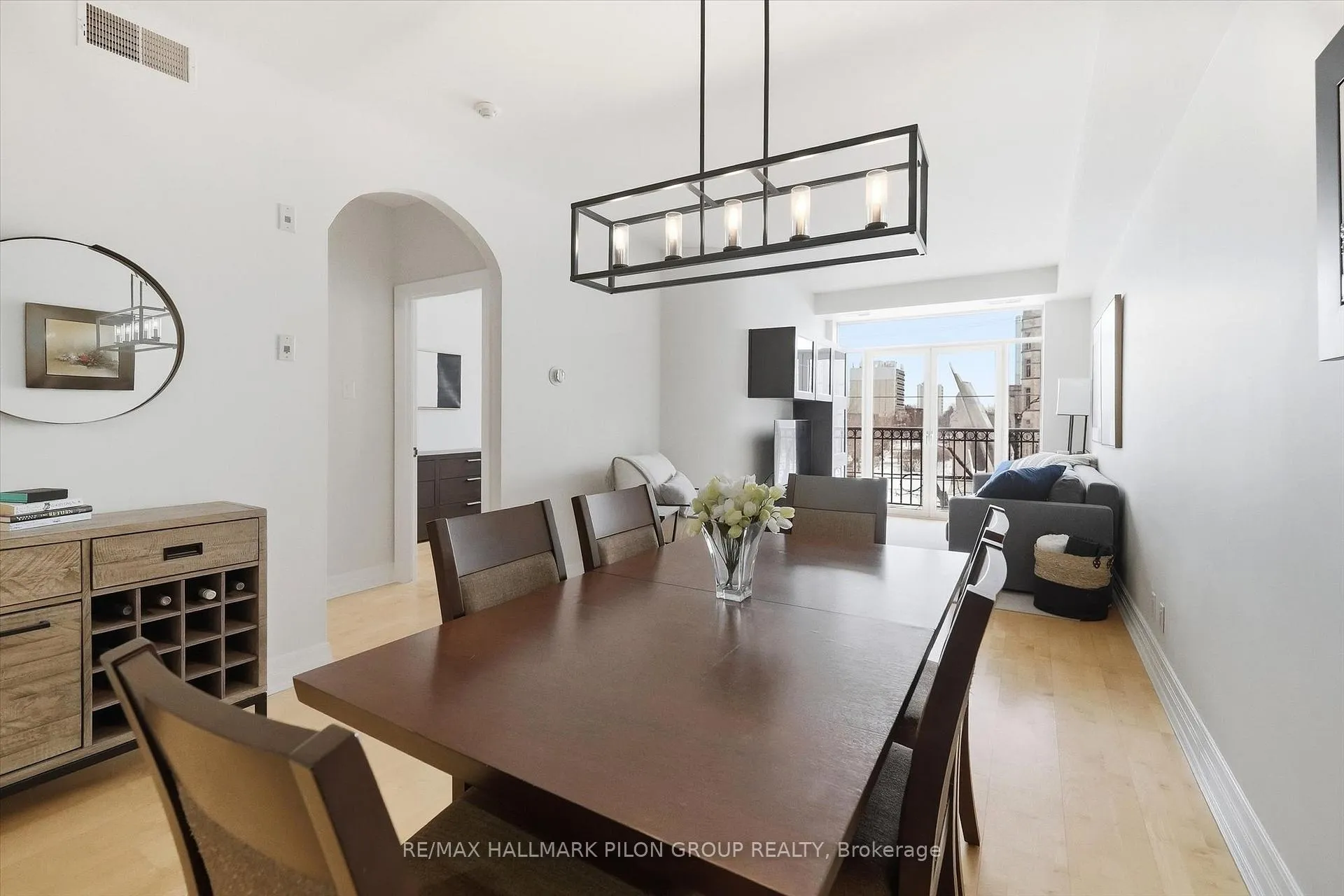 Photo 7 of Unit 306, 320 Mcleod Street, Ottawa, Ottawa Centre — HOMEH