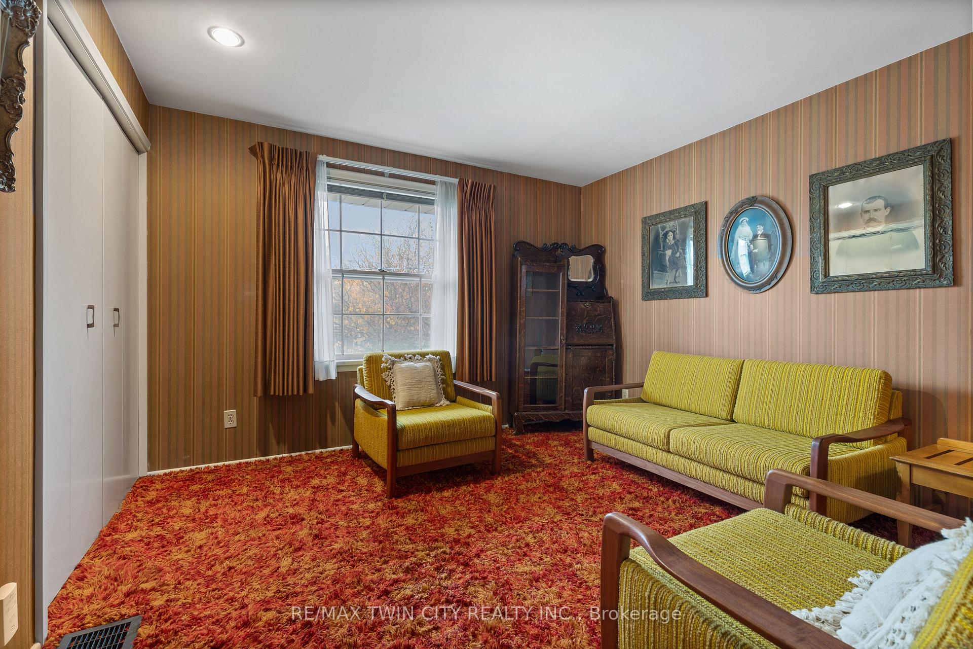 Photo 21 of 30 Thornridge Crescent, Kitchener — HOMEH