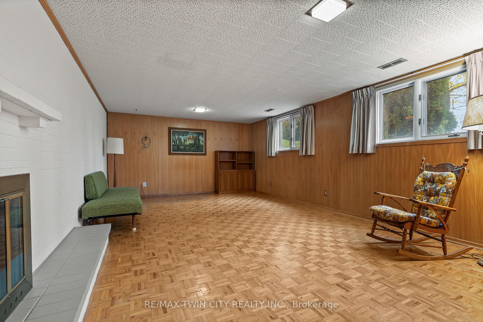 Photo 29 of 30 Thornridge Crescent, Kitchener — HOMEH
