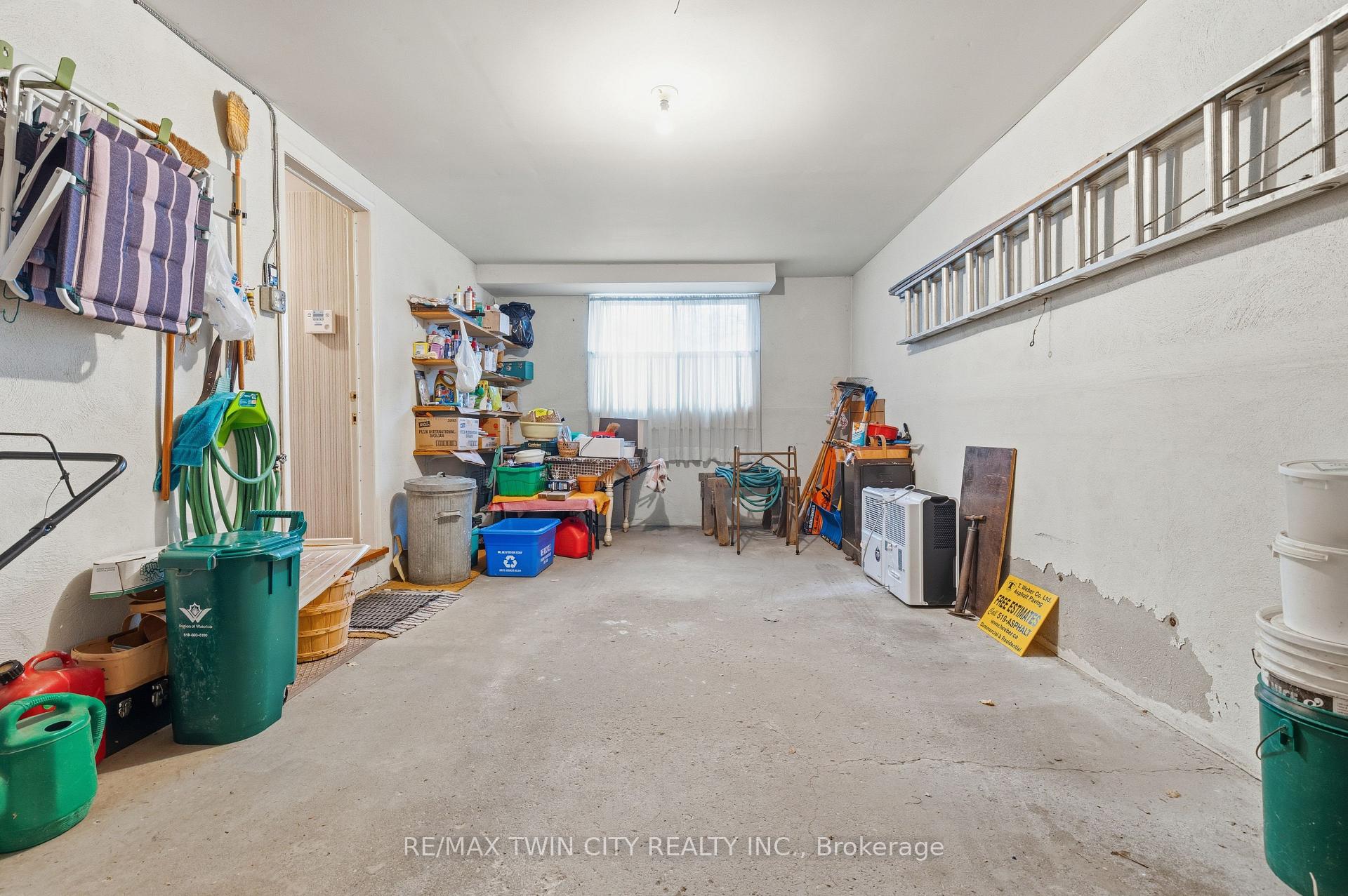 Photo 36 of 30 Thornridge Crescent, Kitchener — HOMEH