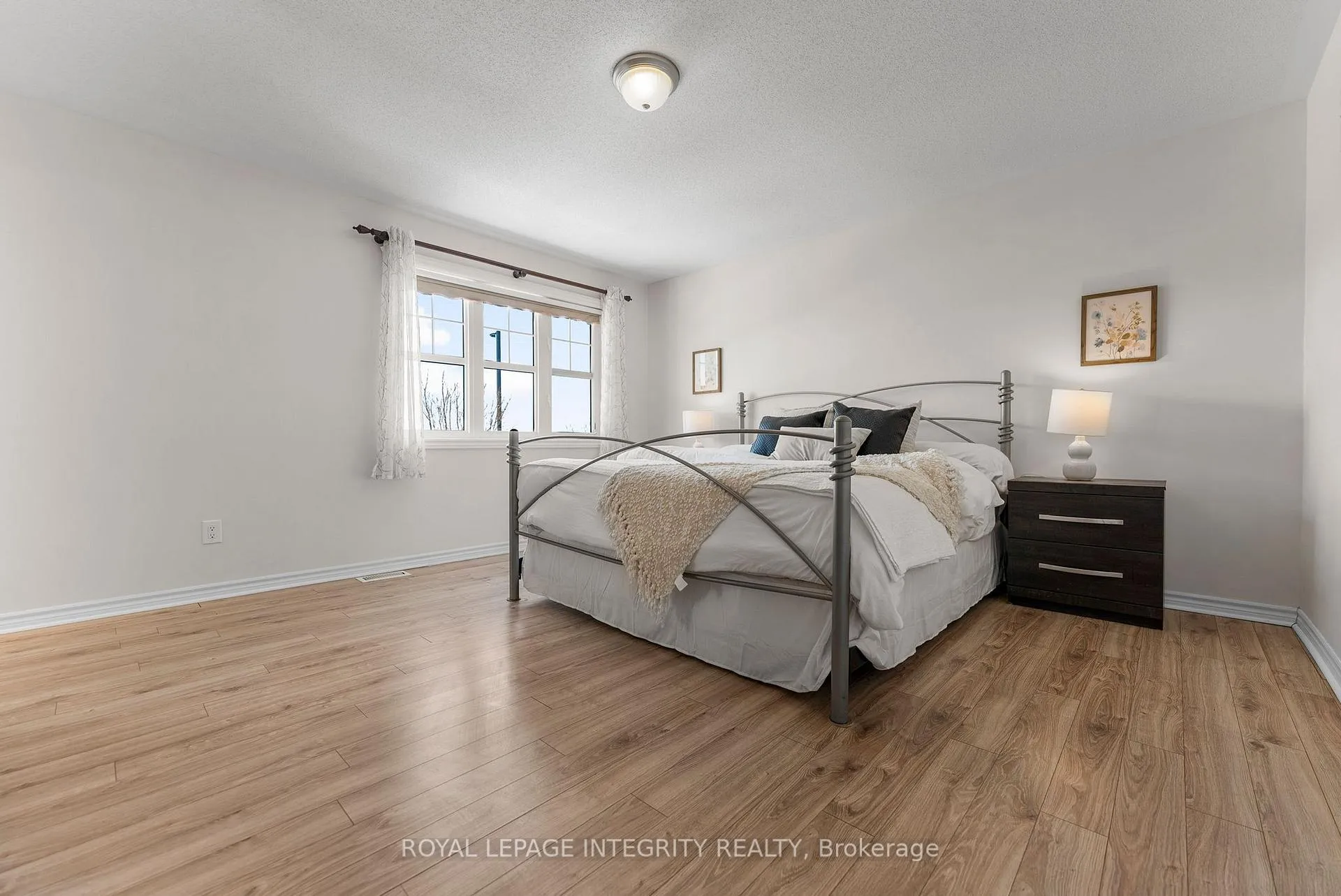 Photo 20 of 347 Gallantry Way, Ottawa, Stittsville (North) — HOMEH