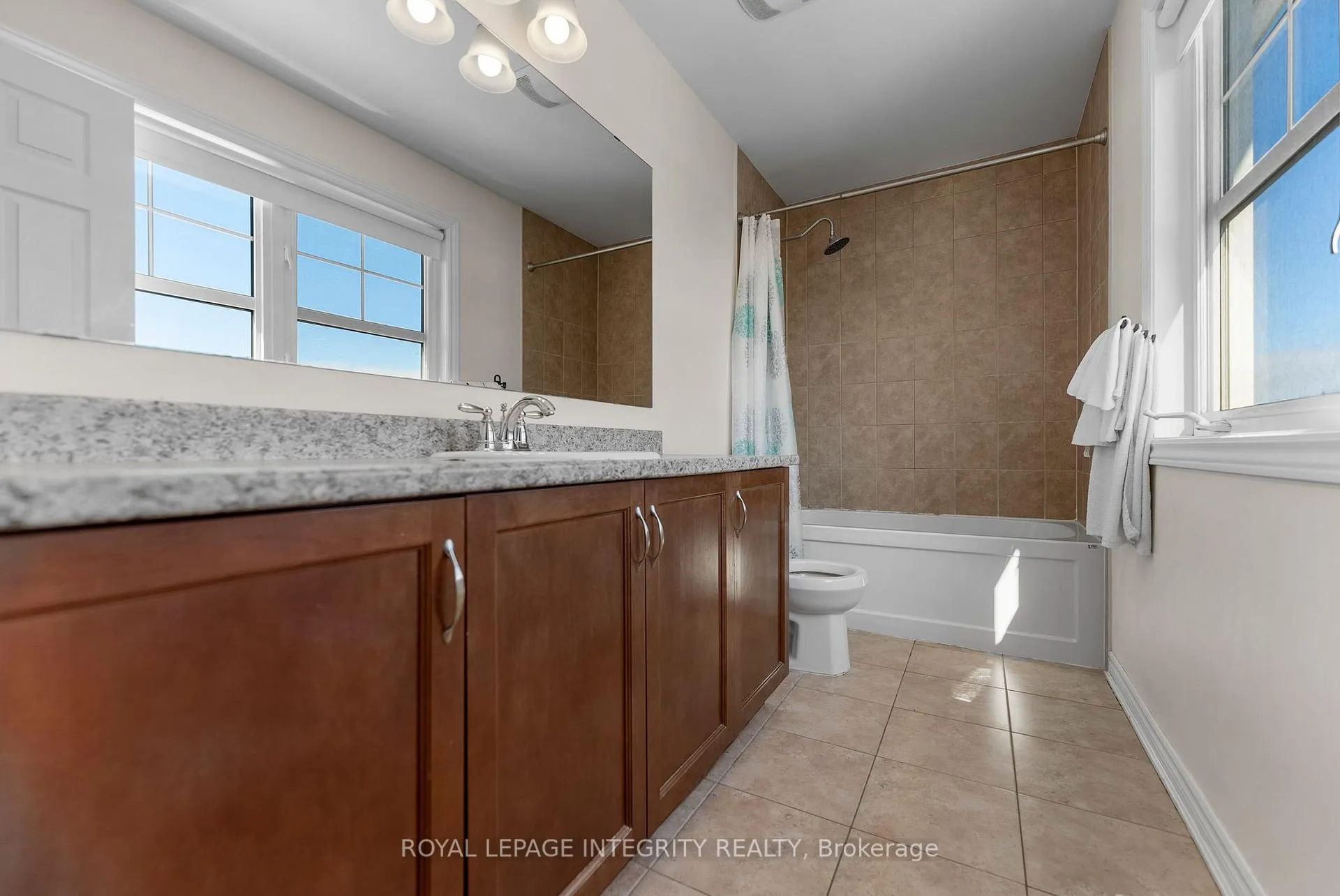 Photo 21 of 347 Gallantry Way, Ottawa, Stittsville (North) — HOMEH