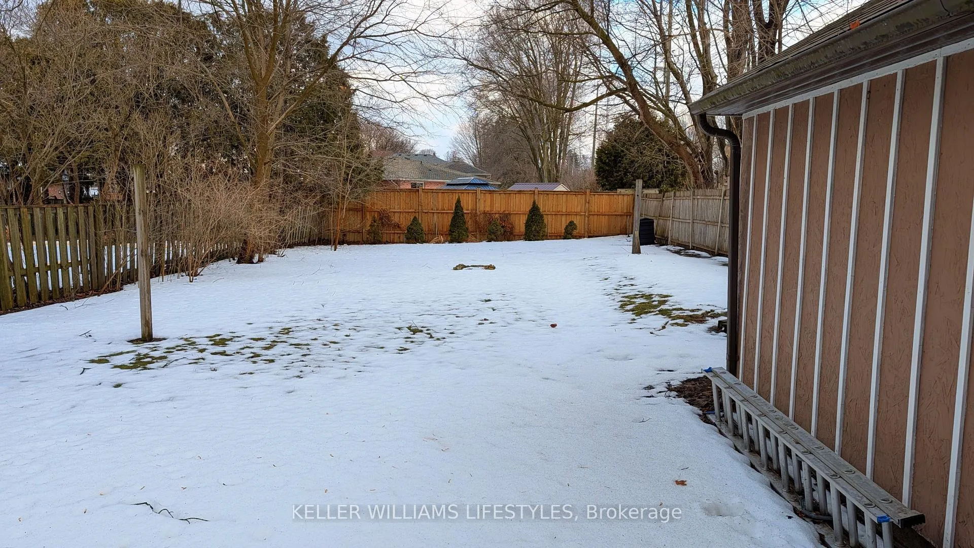 Photo 4 of 1004 Hamilton Road, London, East O — HOMEH