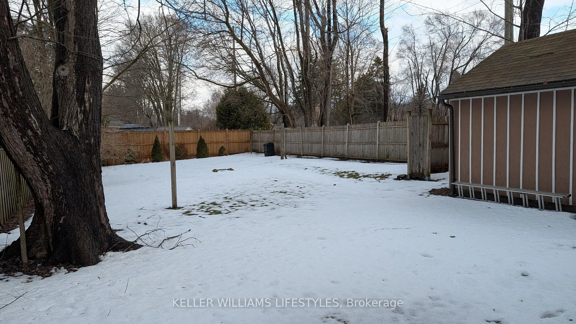 Photo 5 of 1004 Hamilton Road, London, East O — HOMEH