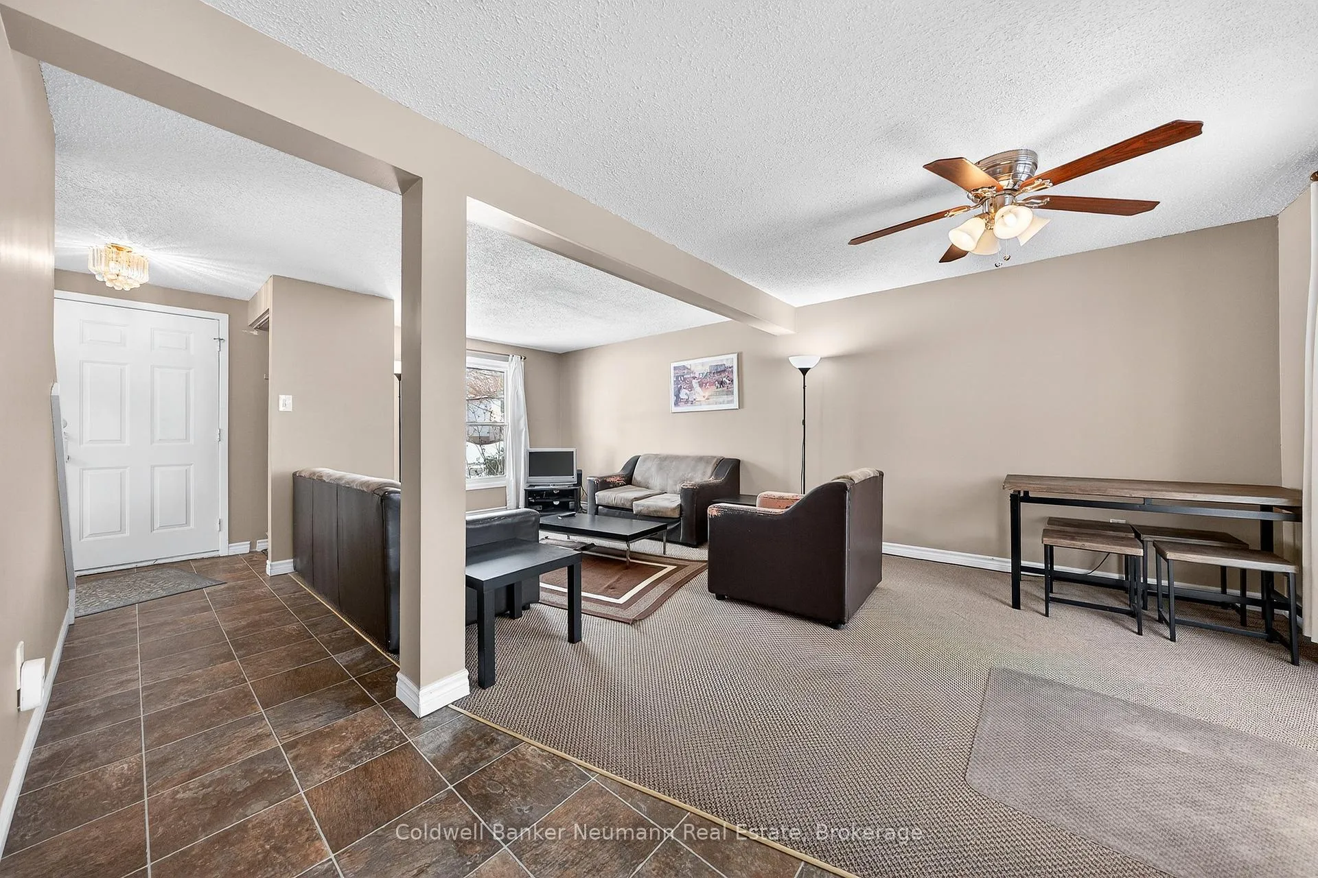Photo 4 of 25 Briarlea Road, Guelph, Kortright West — HOMEH